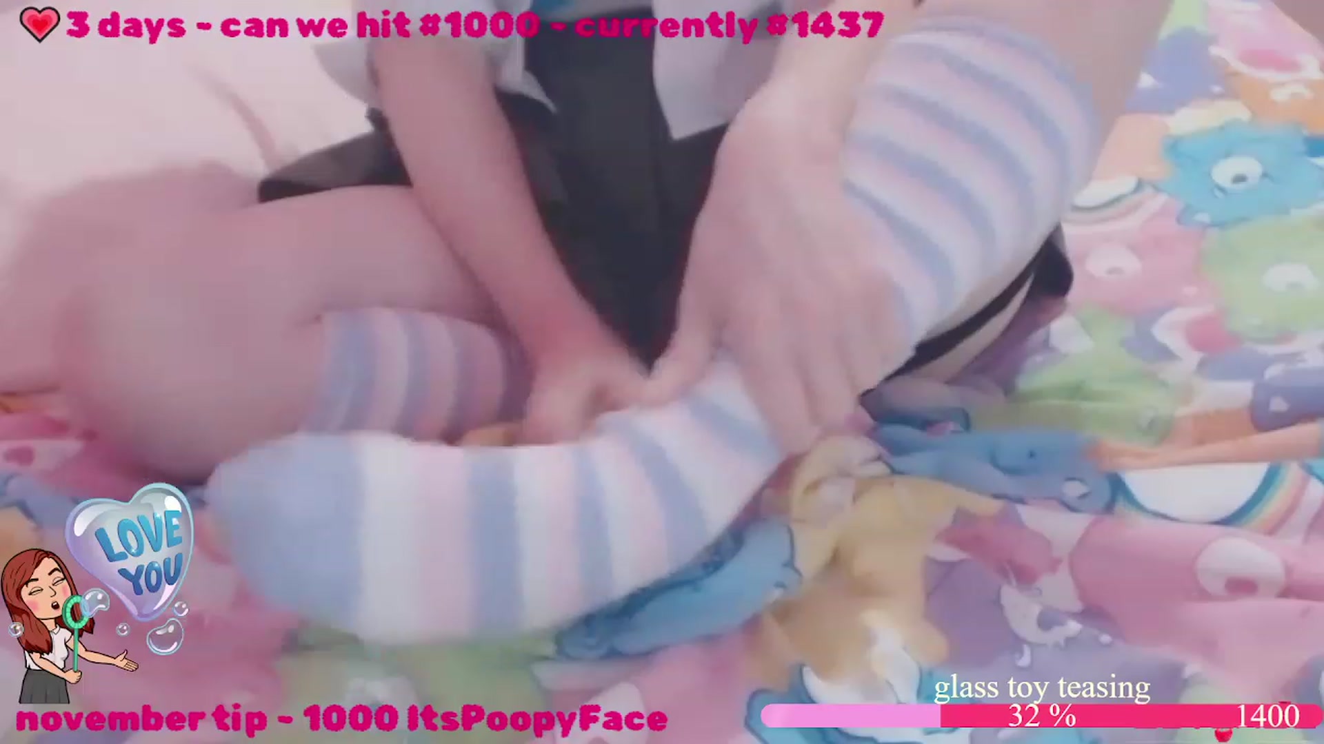 Gallery image thumbnail from LydiaPeach's myfreecams stream on, 11/28/2022, 21:58 image 20 of 20