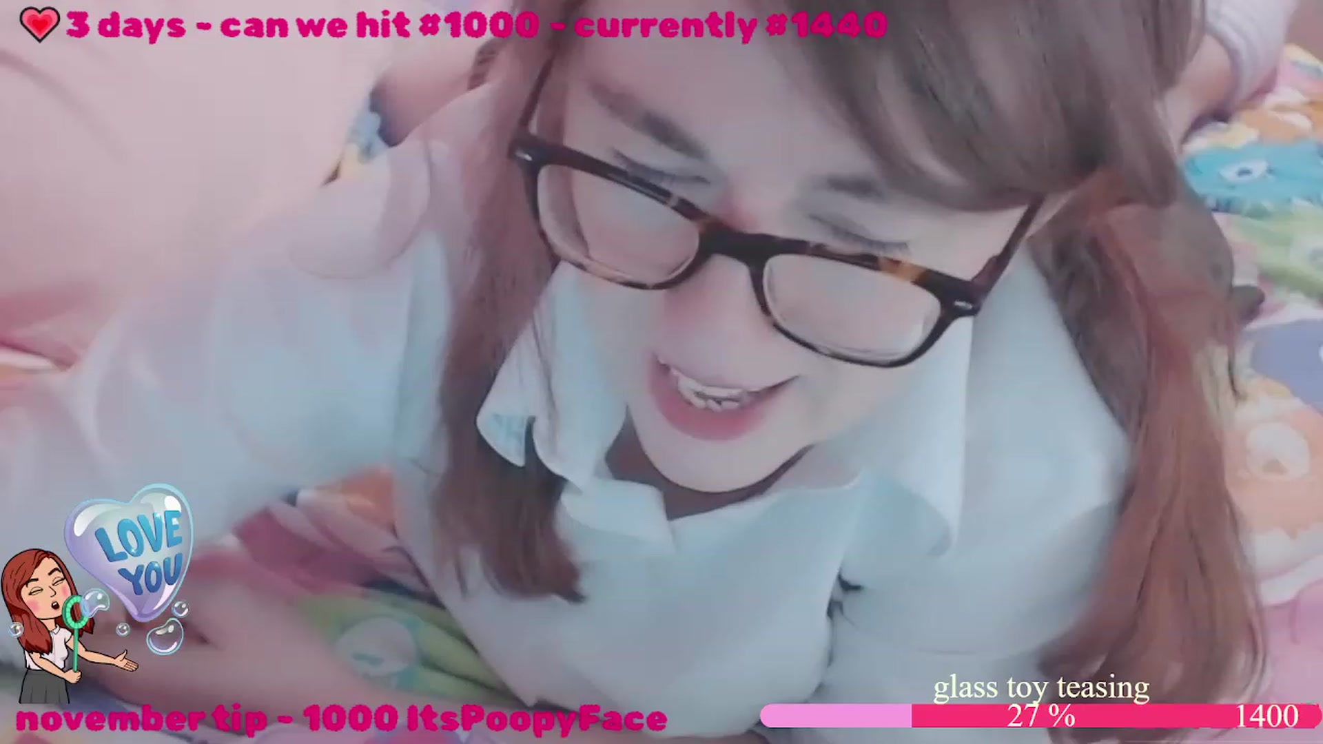 Gallery image thumbnail from LydiaPeach's myfreecams stream on, 11/28/2022, 21:58 image 15 of 20