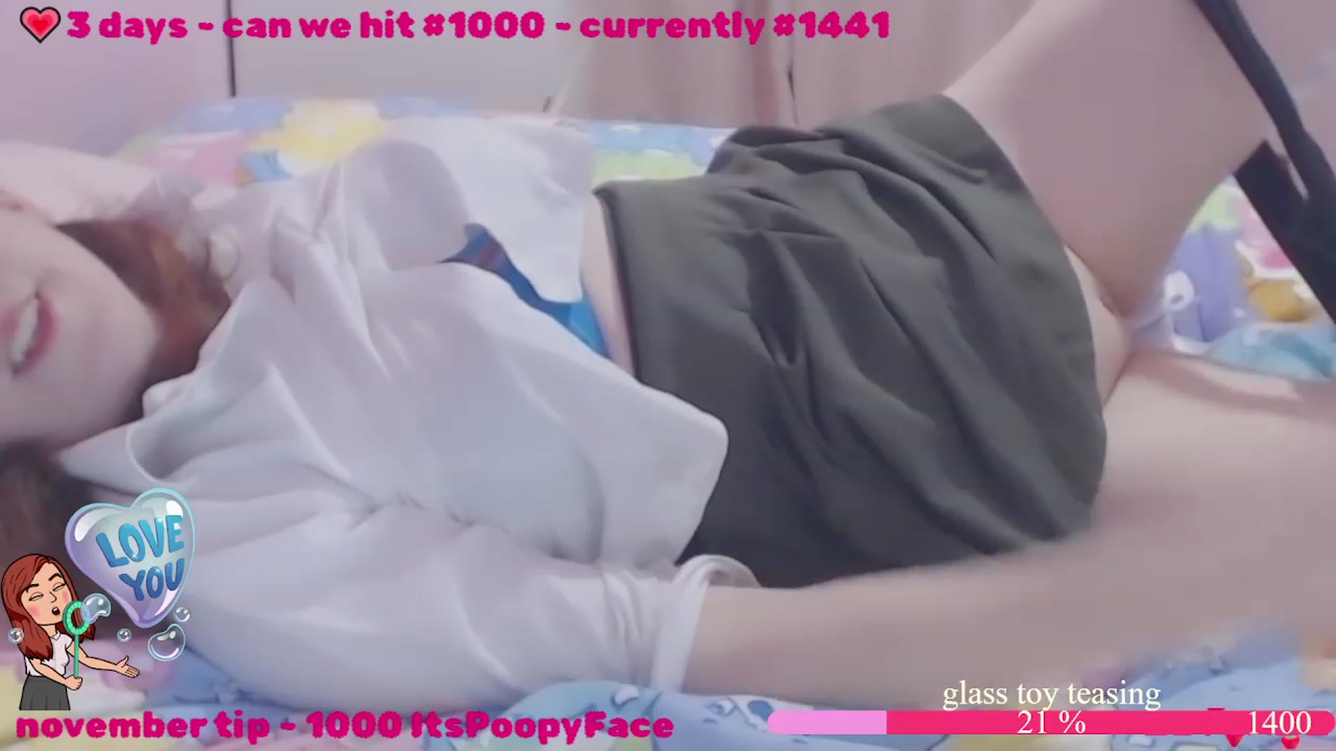 Gallery image thumbnail from LydiaPeach's myfreecams stream on, 11/28/2022, 21:58 image 12 of 20