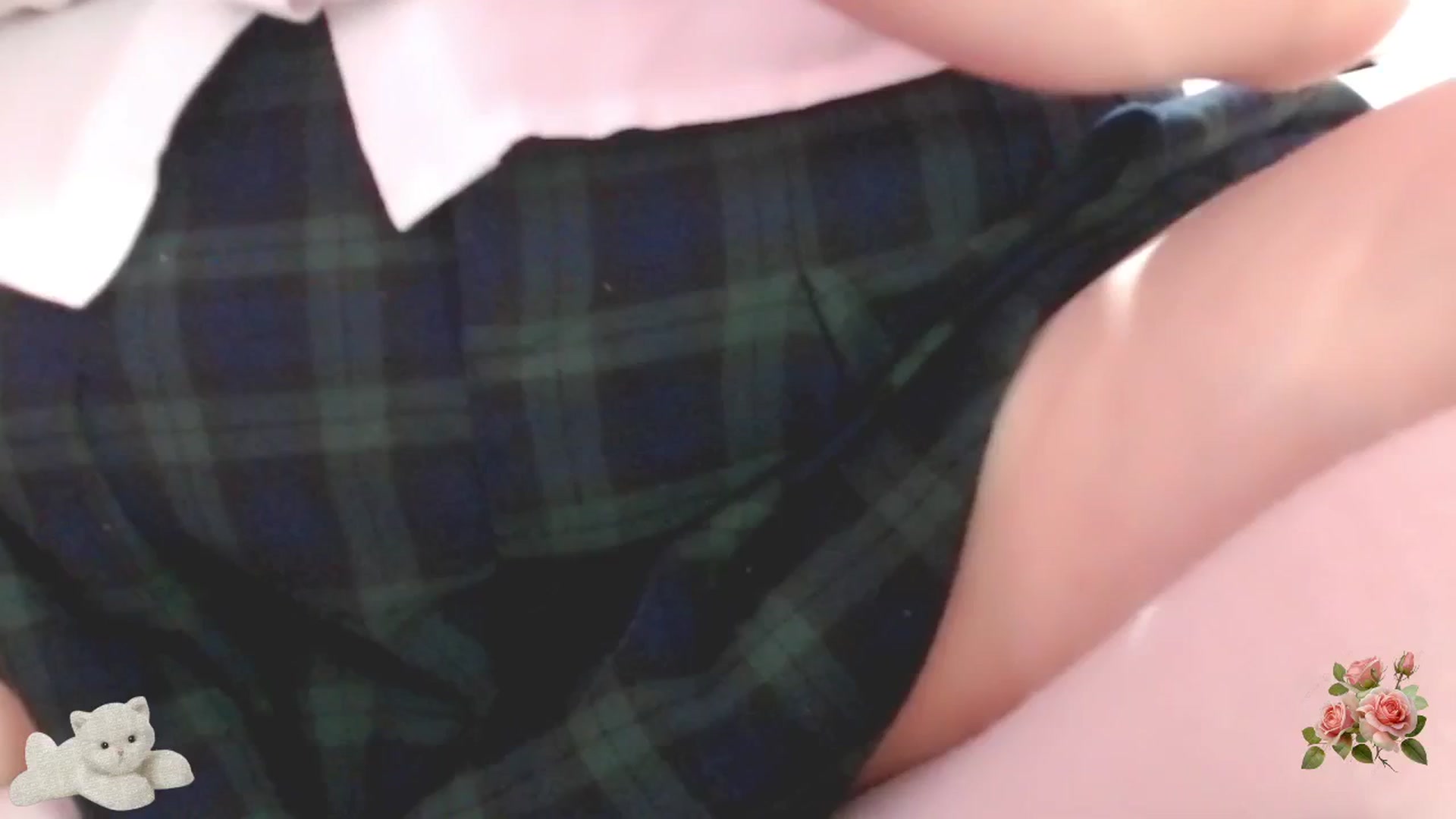 Gallery image thumbnail from LydiaPeach's myfreecams stream on, 05/10/2025, 22:17 image 1 of 20