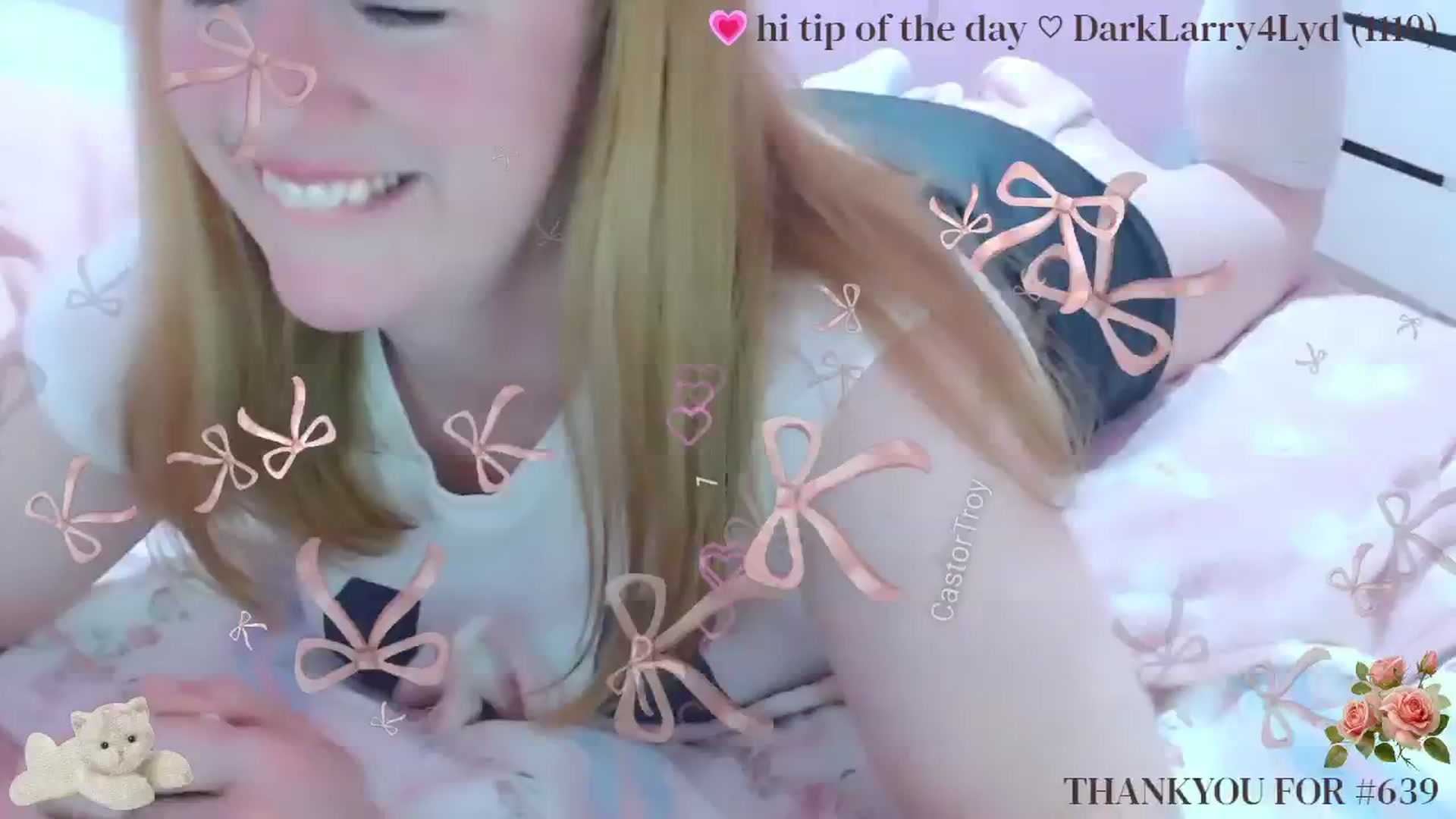 Gallery image thumbnail from LydiaPeach's myfreecams stream on, 05/20/2025, 23:16 image 3 of 20
