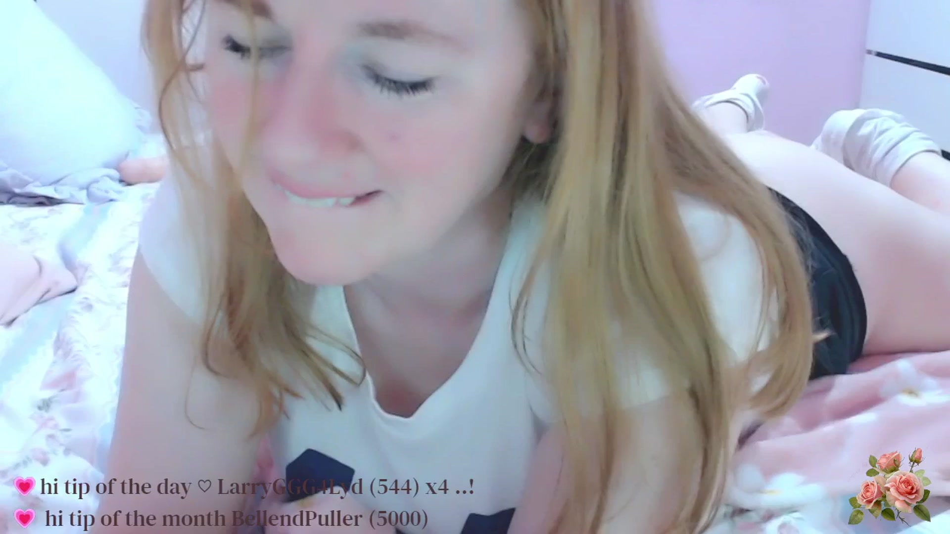 Gallery image thumbnail from LydiaPeach's myfreecams stream on, 05/24/2025, 24:01 image 17 of 20