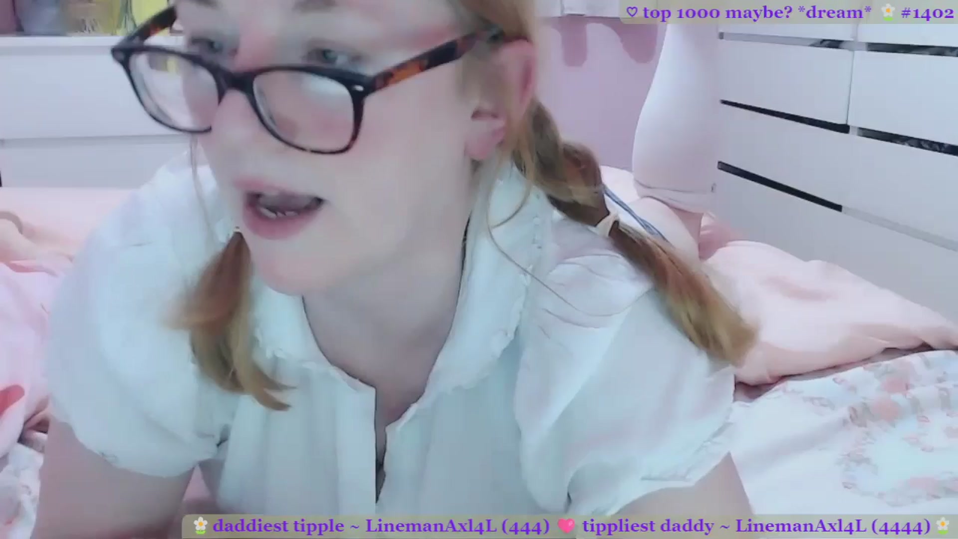 Gallery image thumbnail from LydiaPeach's myfreecams stream on, 04/15/2026, 22:36 image 13 of 20