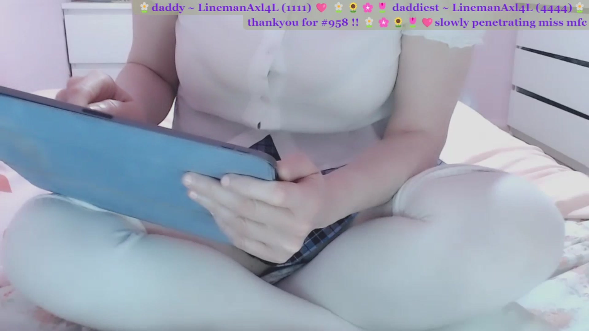 Gallery image thumbnail from LydiaPeach's myfreecams stream on, 04/28/2026, 22:53 image 18 of 20