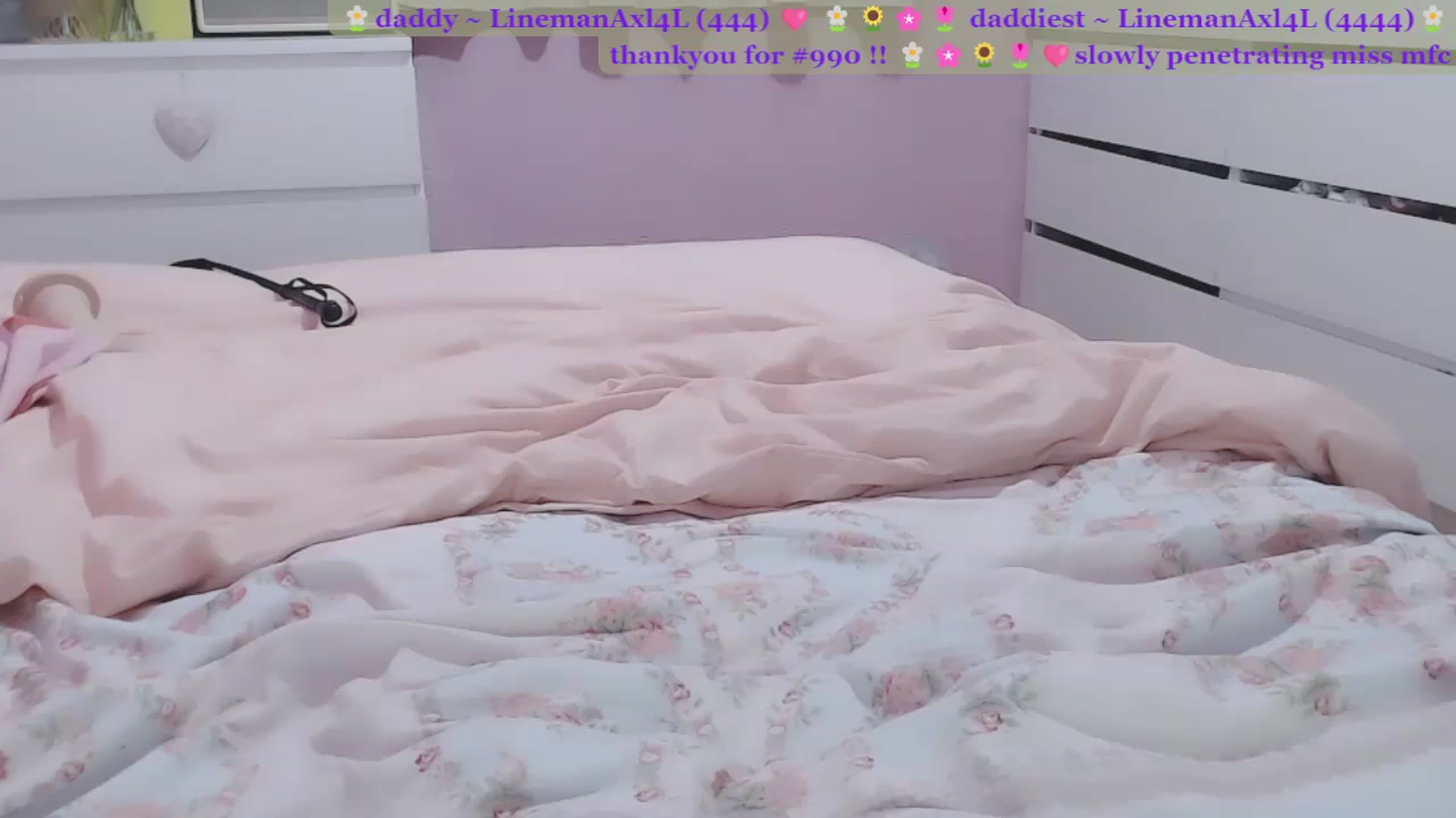 Gallery image thumbnail from LydiaPeach's myfreecams stream on, 04/28/2026, 22:53 image 8 of 20