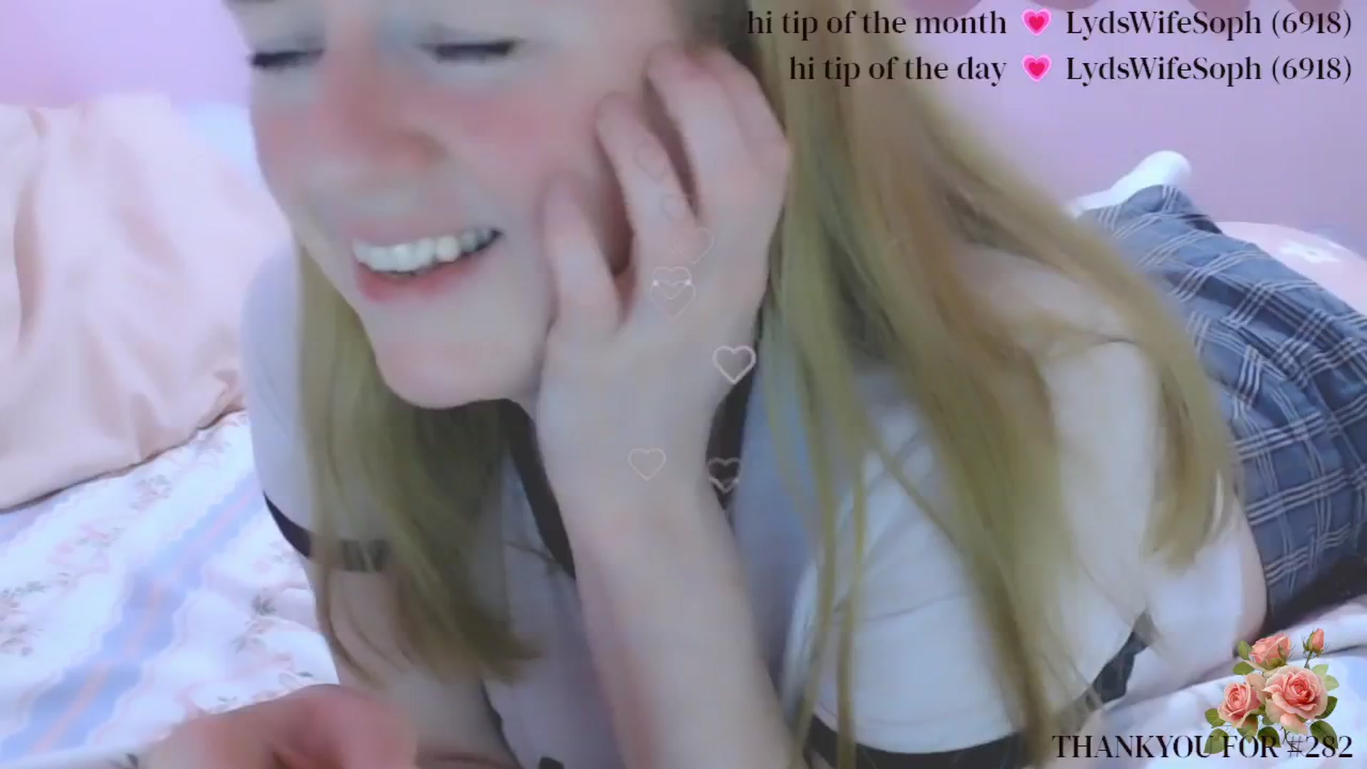 Gallery image thumbnail from LydiaTwinkle's myfreecams stream on, 06/03/2025, 21:25 image 2 of 20