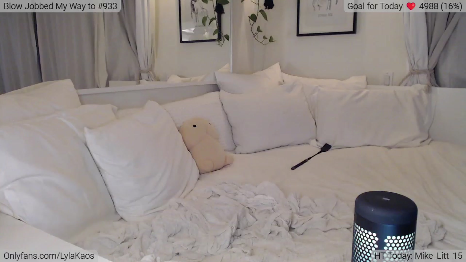 Gallery image thumbnail from LylaKaos's myfreecams stream on, 11/15/2022, 02:33 image 7 of 20