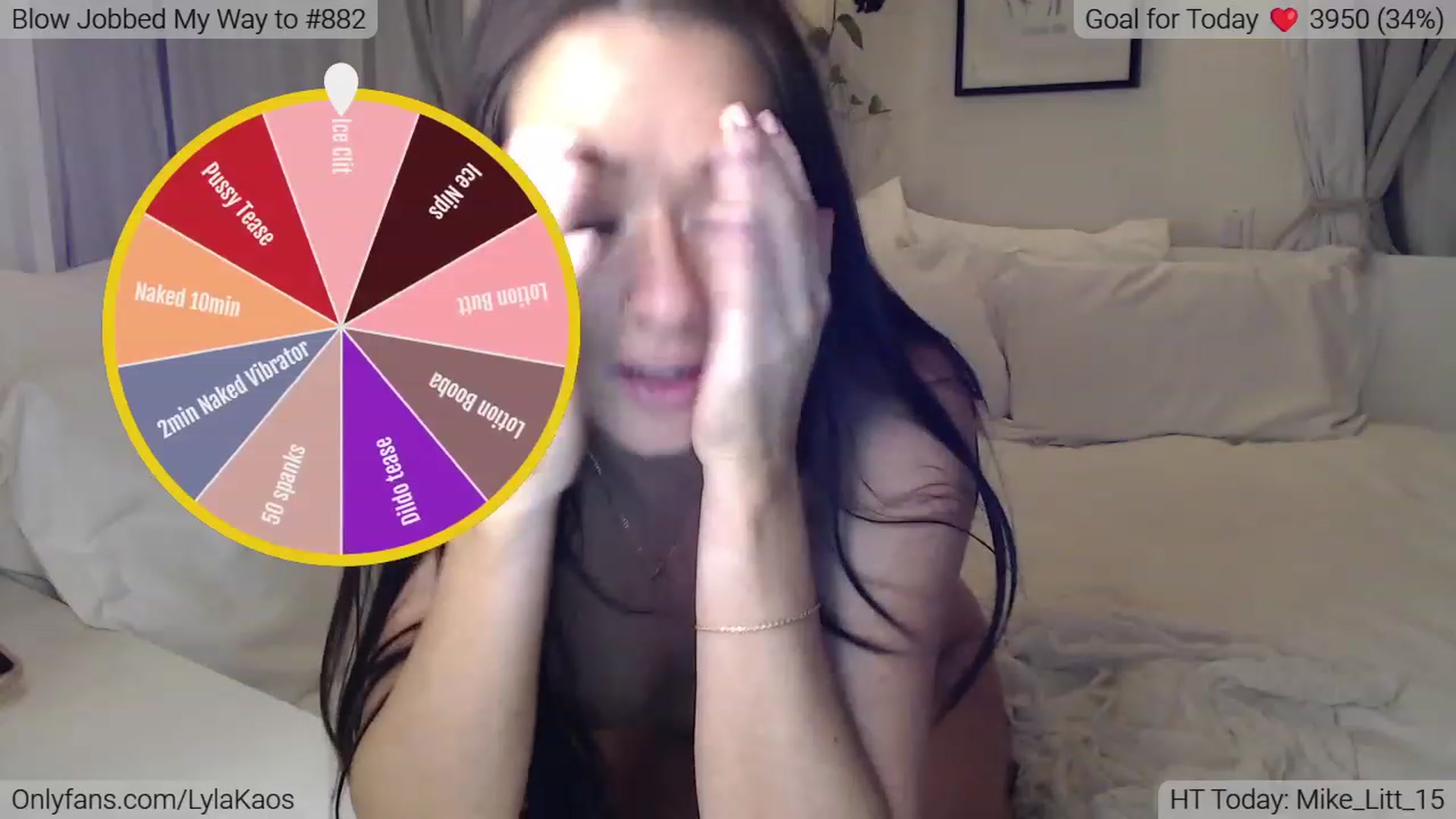 Gallery image thumbnail from LylaKaos's myfreecams stream on, 11/15/2022, 02:33 image 16 of 20