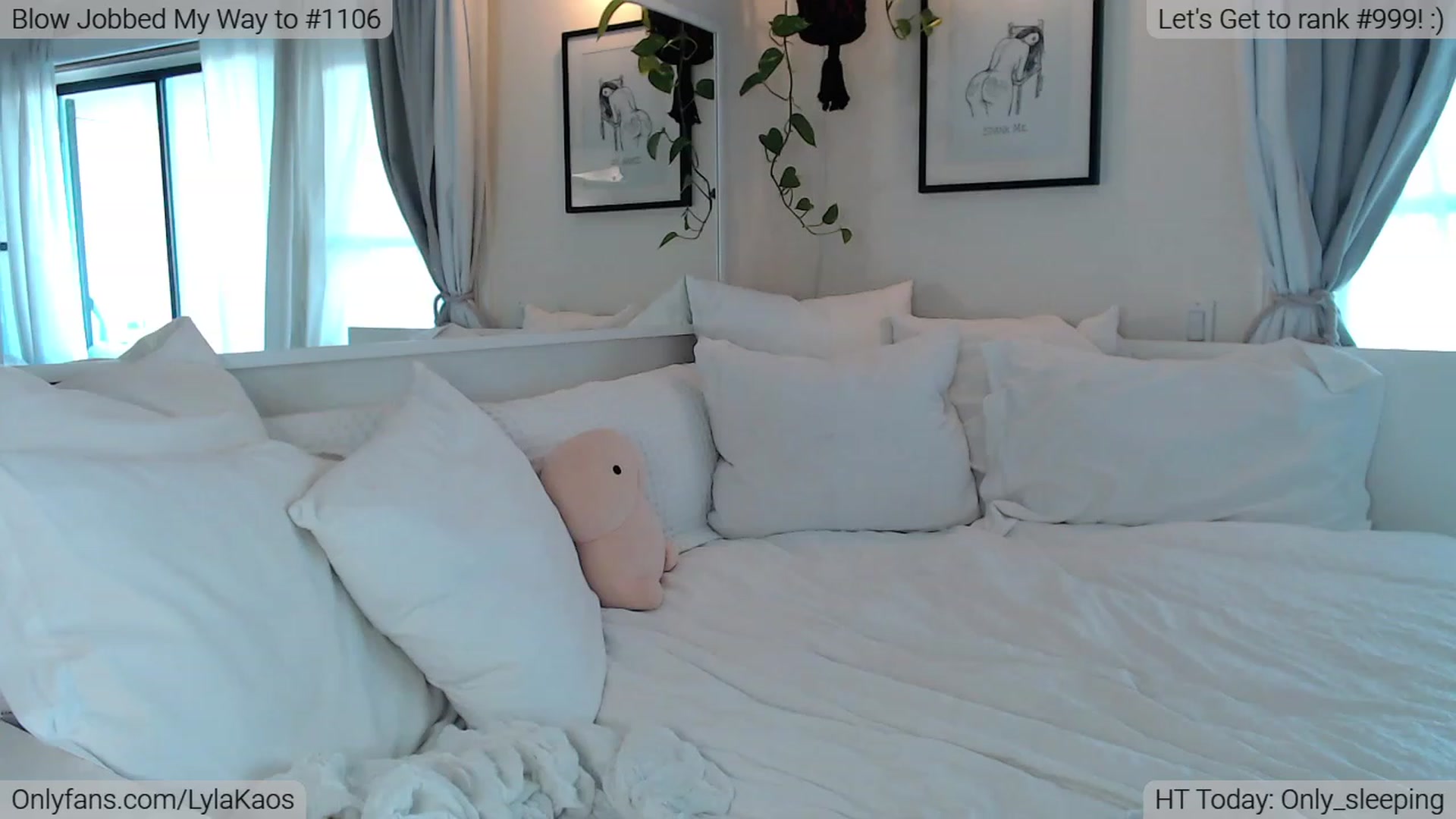 Gallery image thumbnail from LylaKaos's myfreecams stream on, 11/26/2022, 01:14 image 2 of 20