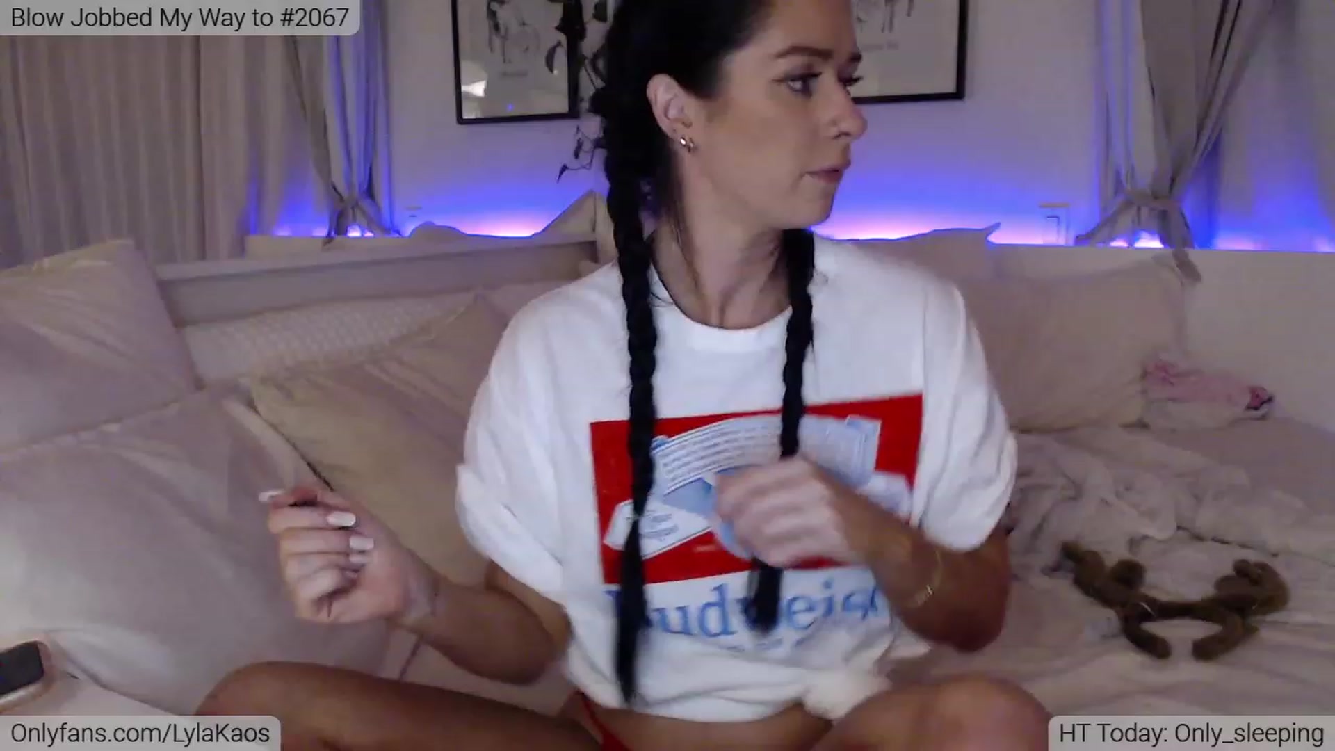 Gallery image thumbnail from LylaKaos's myfreecams stream on, 12/25/2022, 04:20 image 2 of 20