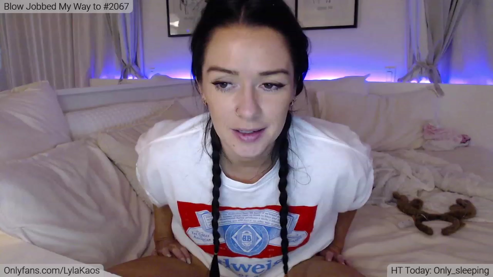 Gallery image thumbnail from LylaKaos's myfreecams stream on, 12/25/2022, 04:20 image 10 of 20
