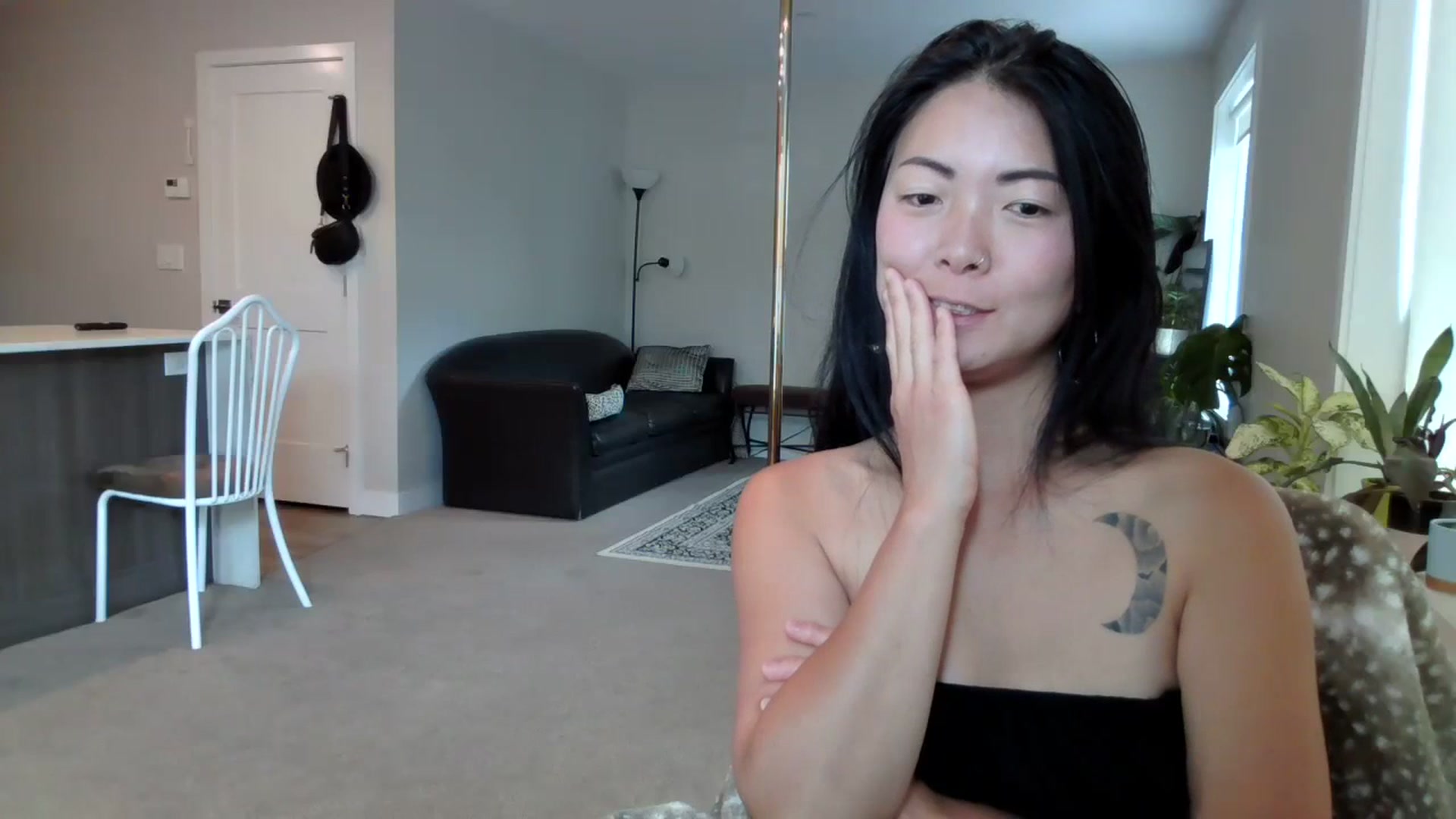 Gallery image thumbnail from Lyla_June's myfreecams stream on, 06/18/2023, 20:44 image 17 of 20