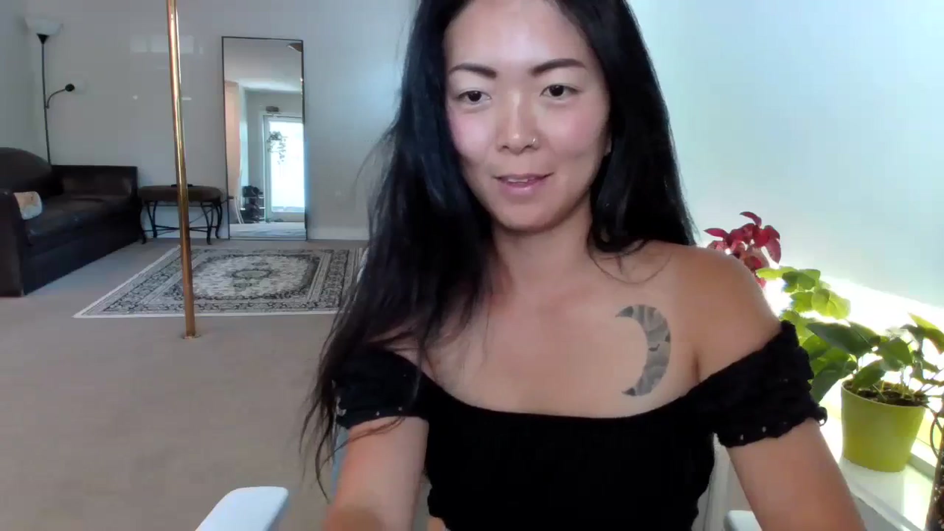 Gallery image thumbnail from Lyla_June's myfreecams stream on, 07/22/2023, 19:55 image 8 of 20