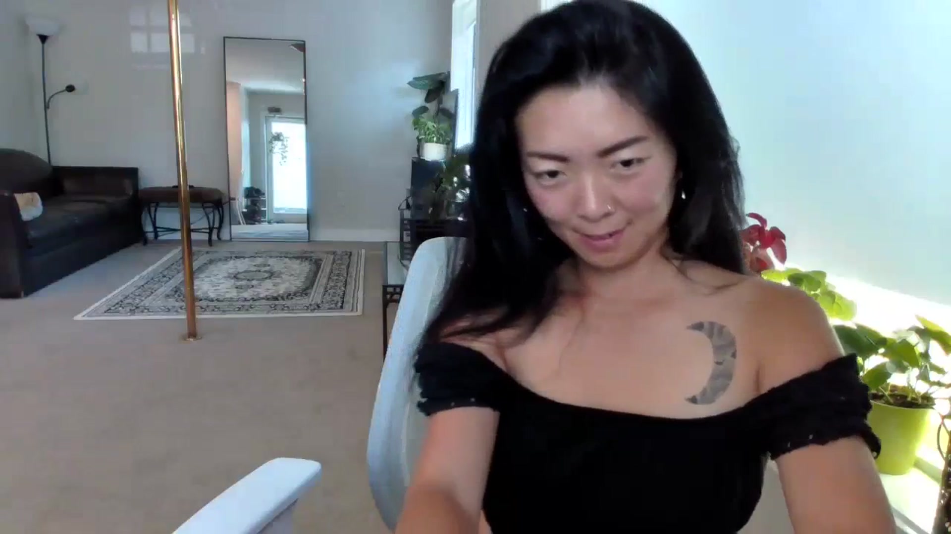 Gallery image thumbnail from Lyla_June's myfreecams stream on, 07/22/2023, 19:55 image 6 of 20