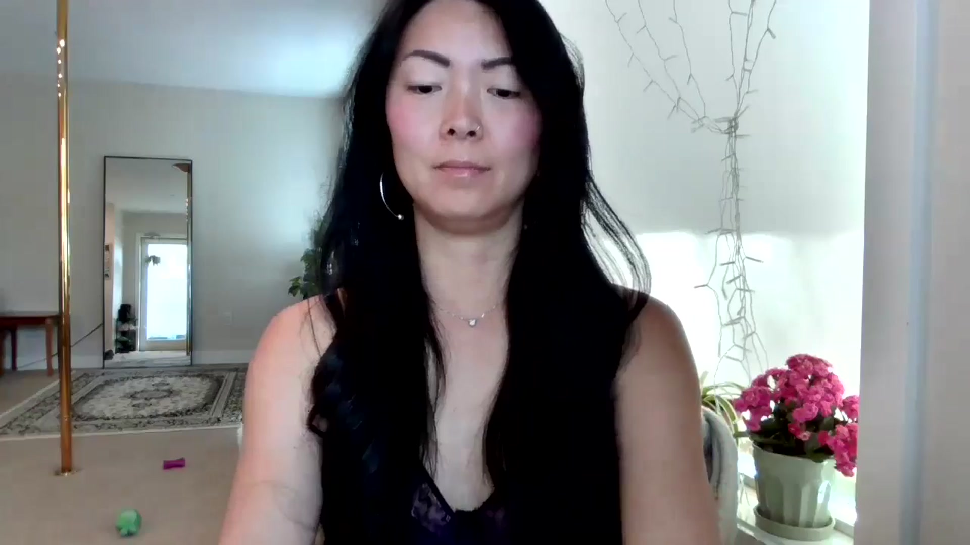Gallery image thumbnail from Lyla_June's myfreecams stream on, 05/15/2024, 19:40 image 2 of 20