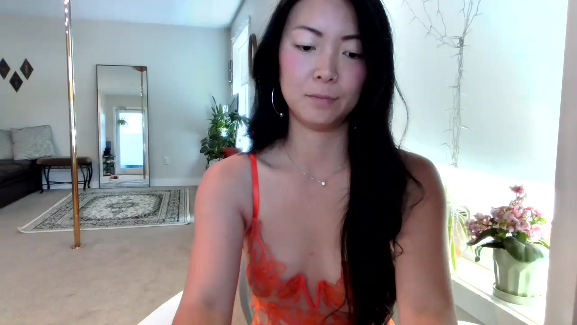 Gallery image thumbnail from Lyla_June's myfreecams stream on, 06/24/2024, 19:43 image 4 of 20