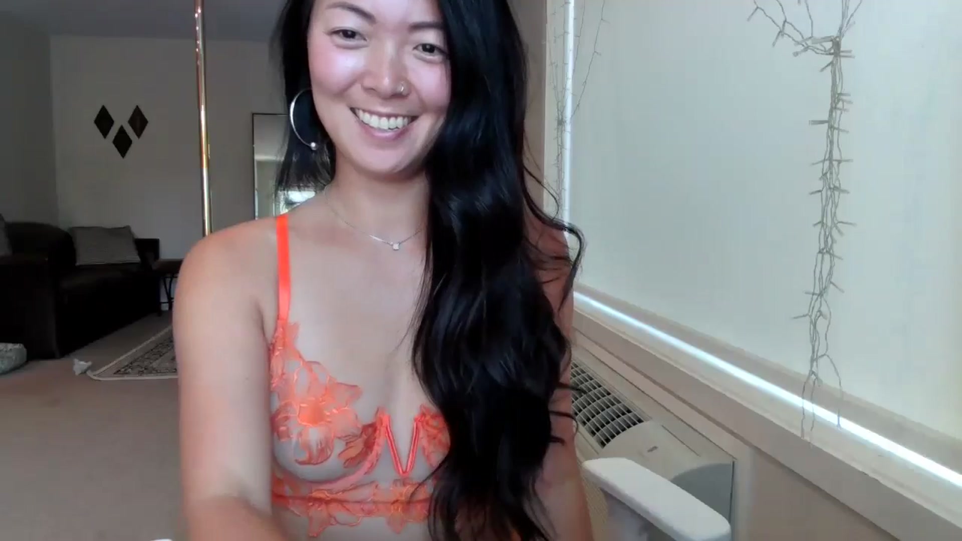Gallery image thumbnail from Lyla_June's myfreecams stream on, 08/04/2024, 22:04 image 12 of 20