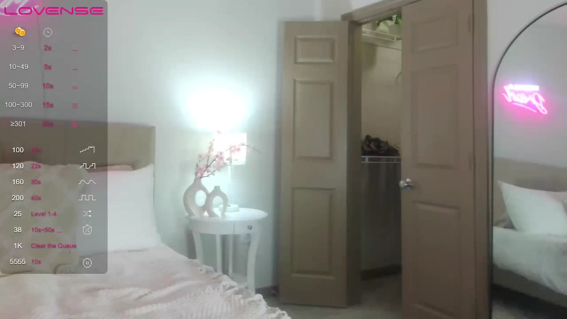 Gallery image thumbnail from Lylajone's myfreecams stream on, 07/31/2023, 10:32 image 18 of 20