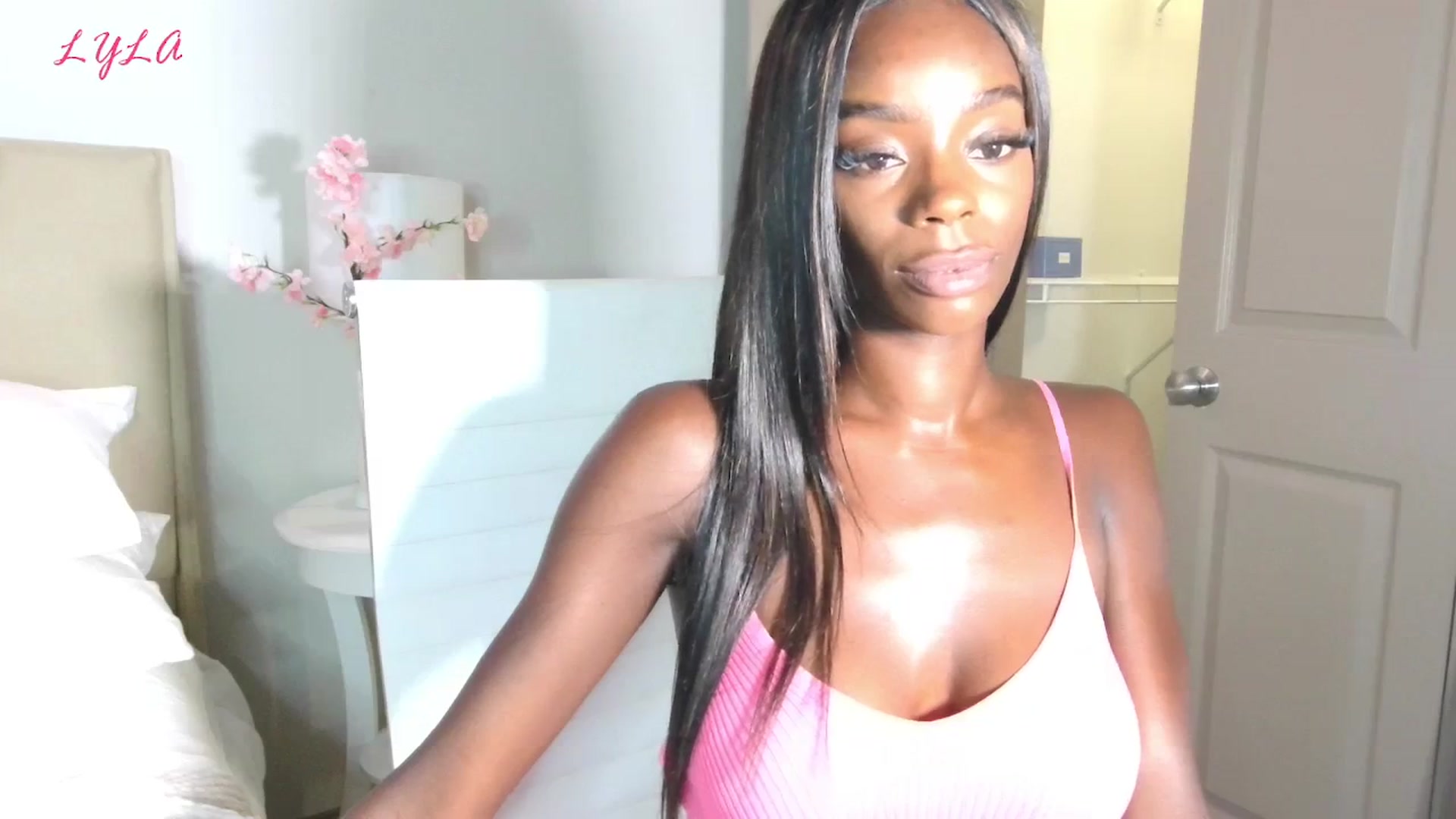 Gallery image thumbnail from Lylajone's myfreecams stream on, 09/07/2023, 02:48 image 19 of 20