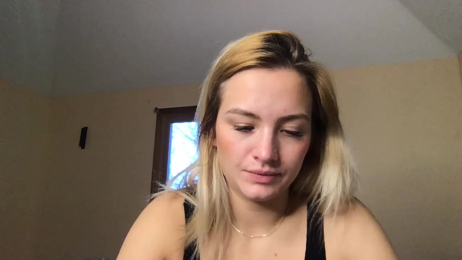 Gallery image thumbnail from Lynn_6's myfreecams stream on, 02/17/2023, 14:59 image 7 of 20