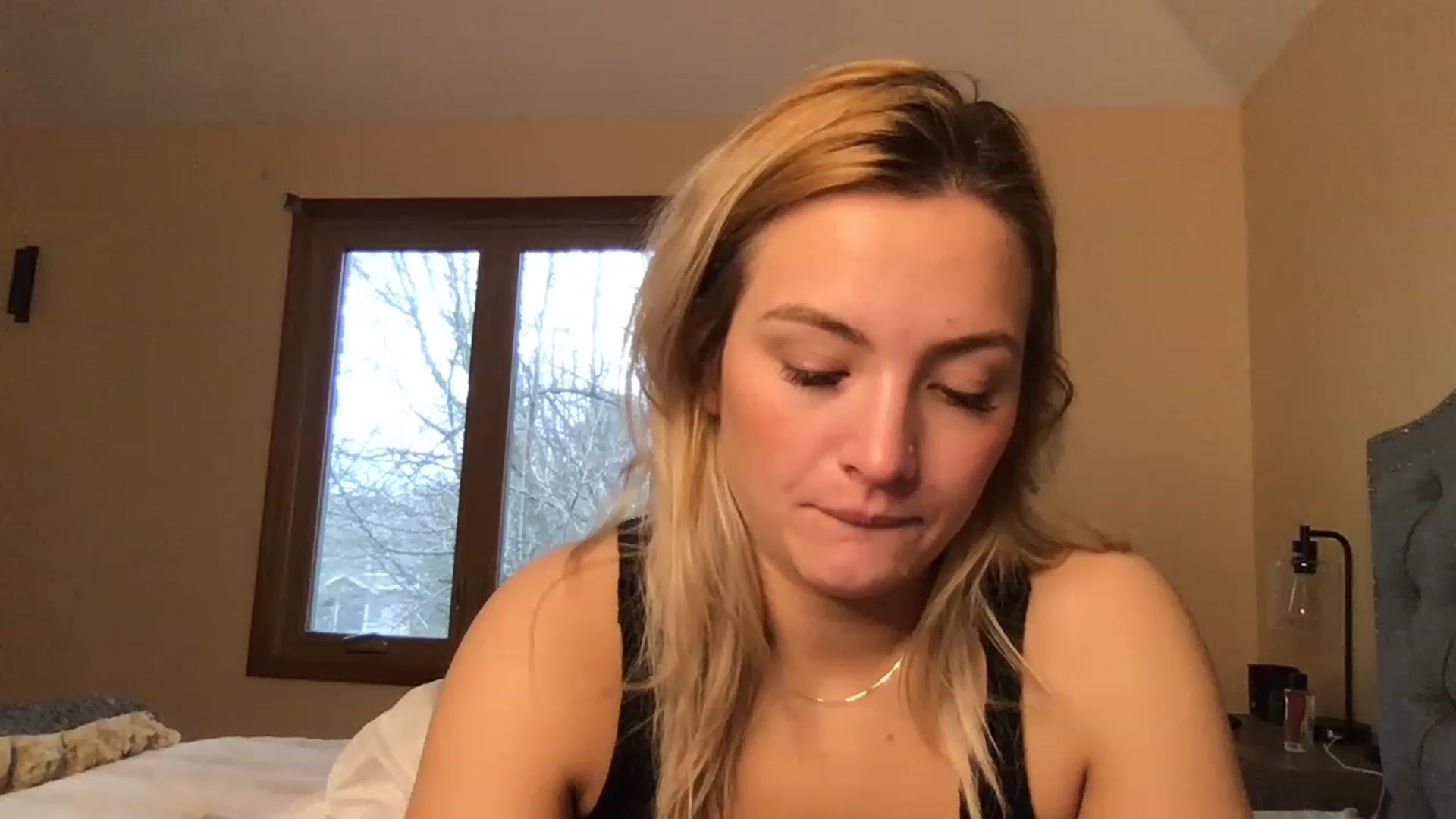 Gallery image thumbnail from Lynn_6's myfreecams stream on, 02/17/2023, 15:49 image 4 of 20