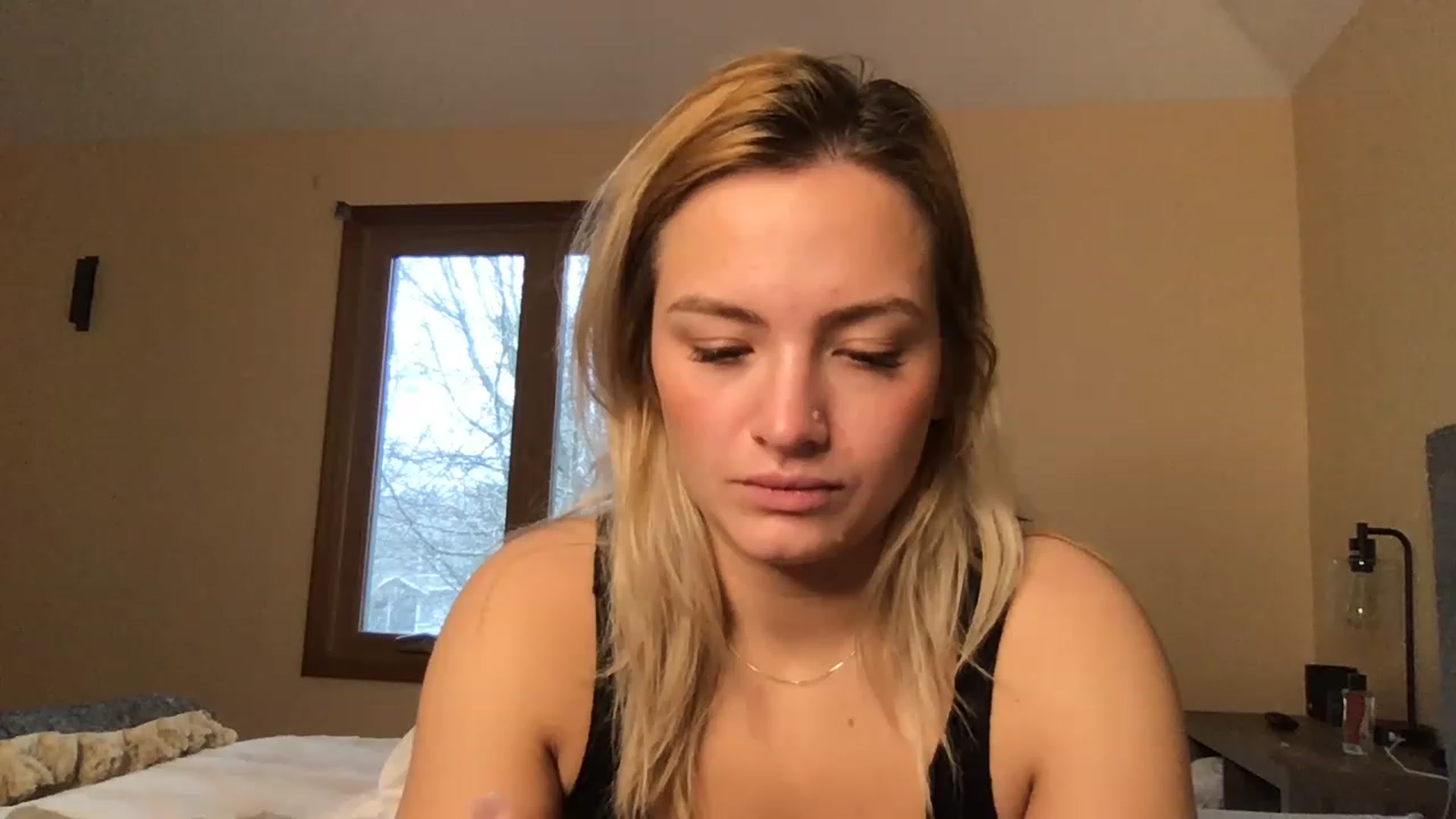 Gallery image thumbnail from Lynn_6's myfreecams stream on, 02/17/2023, 15:49 image 11 of 20
