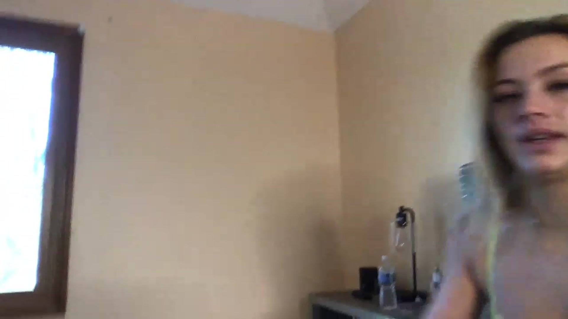Gallery image thumbnail from Lynn_6's myfreecams stream on, 02/24/2023, 17:54 image 3 of 20
