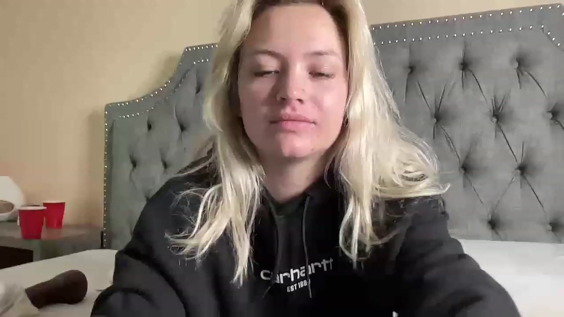 Gallery image thumbnail from Lynn_6's myfreecams stream on, 05/25/2023, 14:00 image 19 of 20