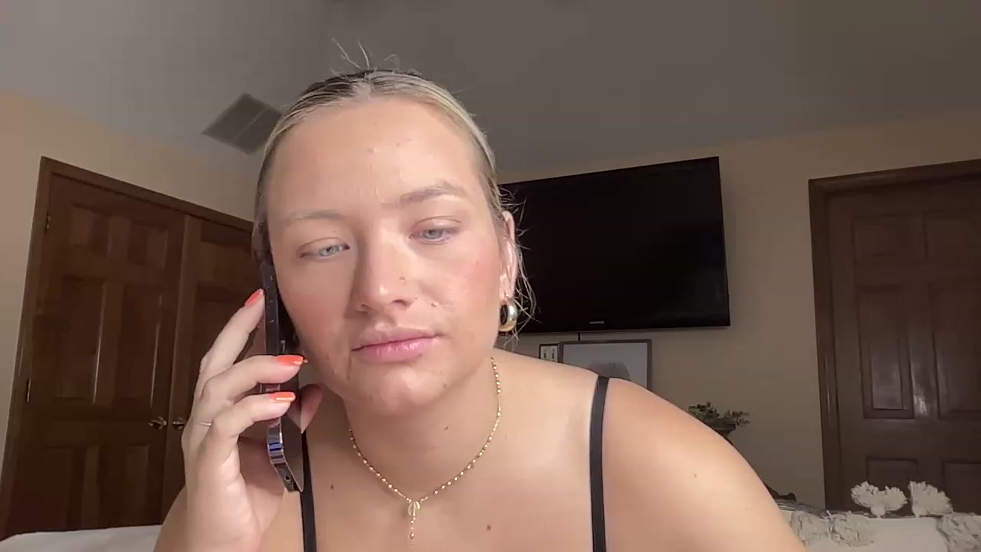 Gallery image thumbnail from Lynn_6's myfreecams stream on, 06/16/2023, 13:34 image 10 of 20