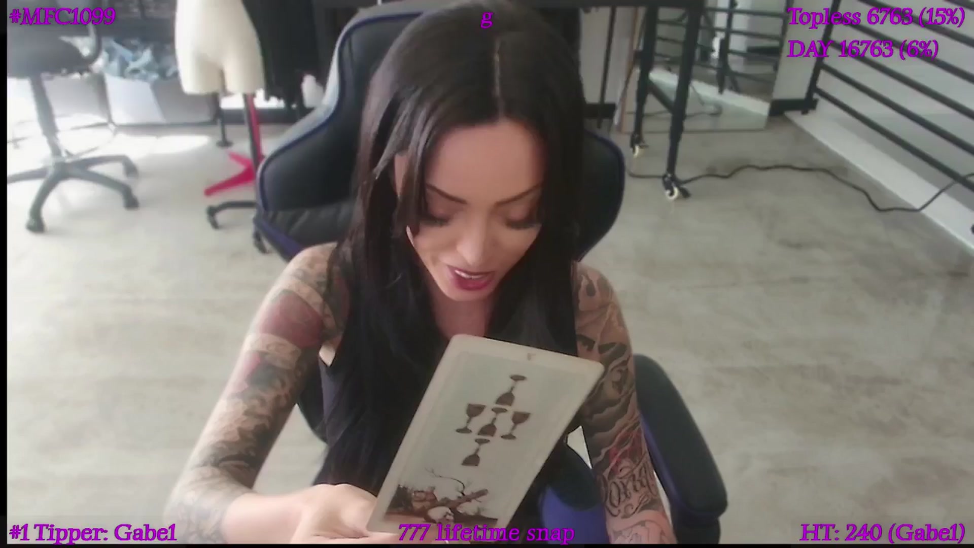Gallery image thumbnail from LyraG's myfreecams stream on, 08/02/2025, 02:33 image 8 of 20