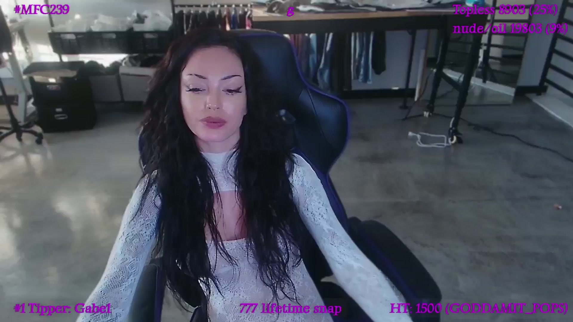 Gallery image thumbnail from LyraG's myfreecams stream on, 08/13/2025, 02:24 image 14 of 20