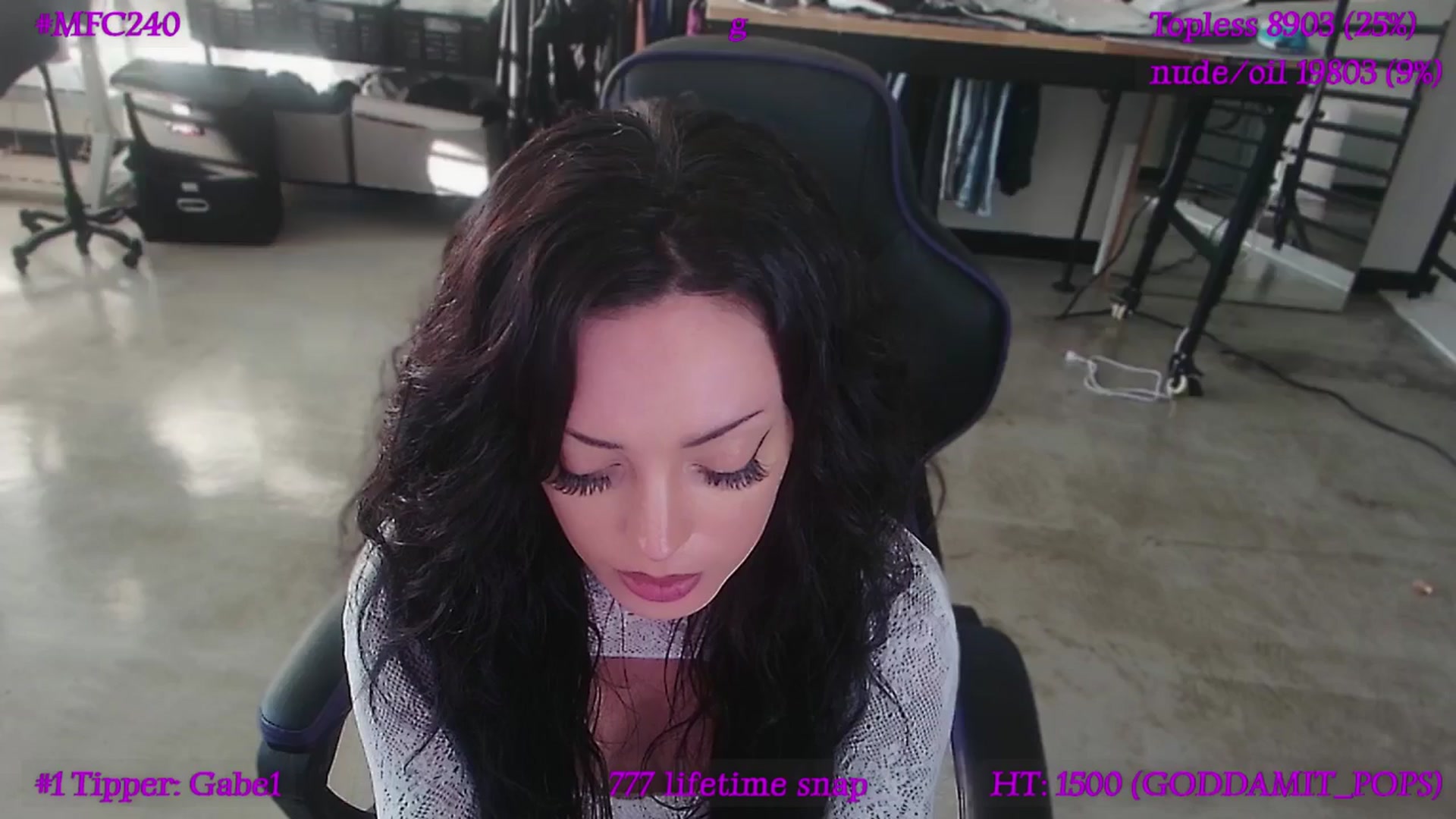 Gallery image thumbnail from LyraG's myfreecams stream on, 08/13/2025, 02:24 image 3 of 20
