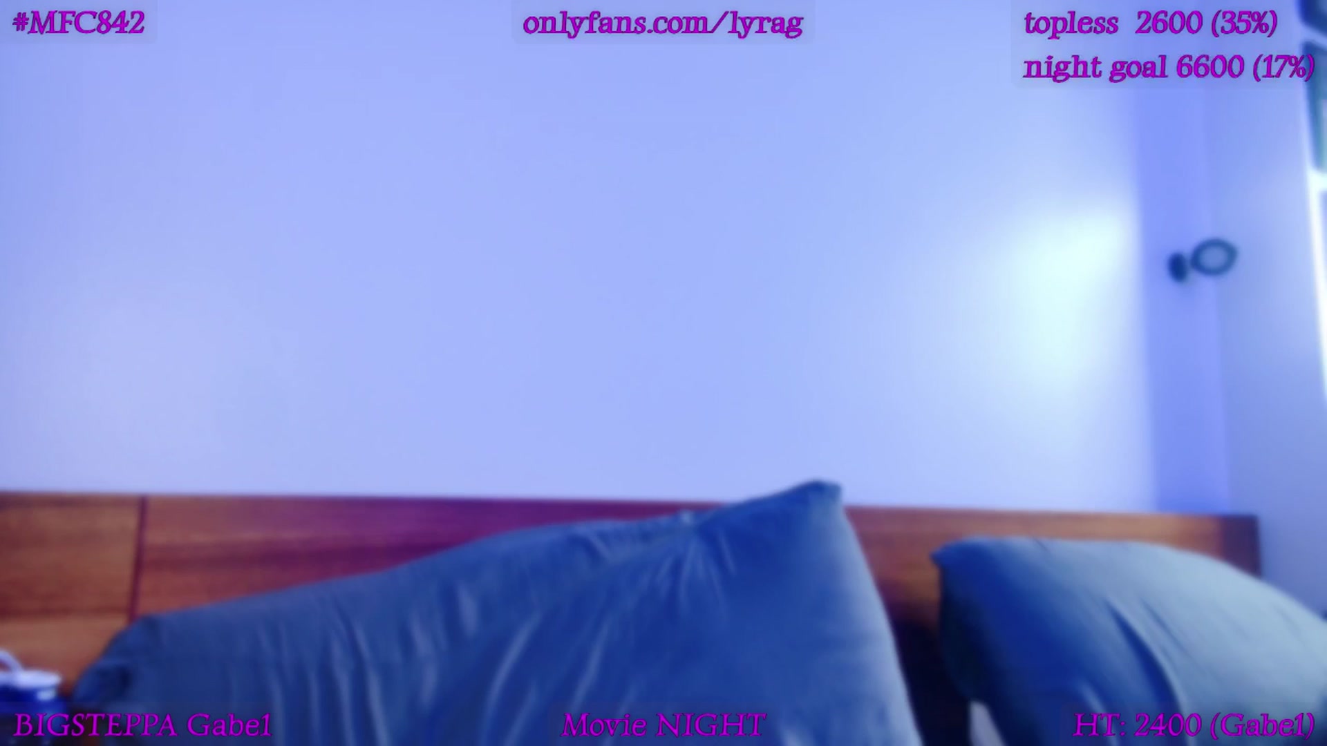 Gallery image thumbnail from LyraG's myfreecams stream on, 11/19/2025, 02:43 image 5 of 20