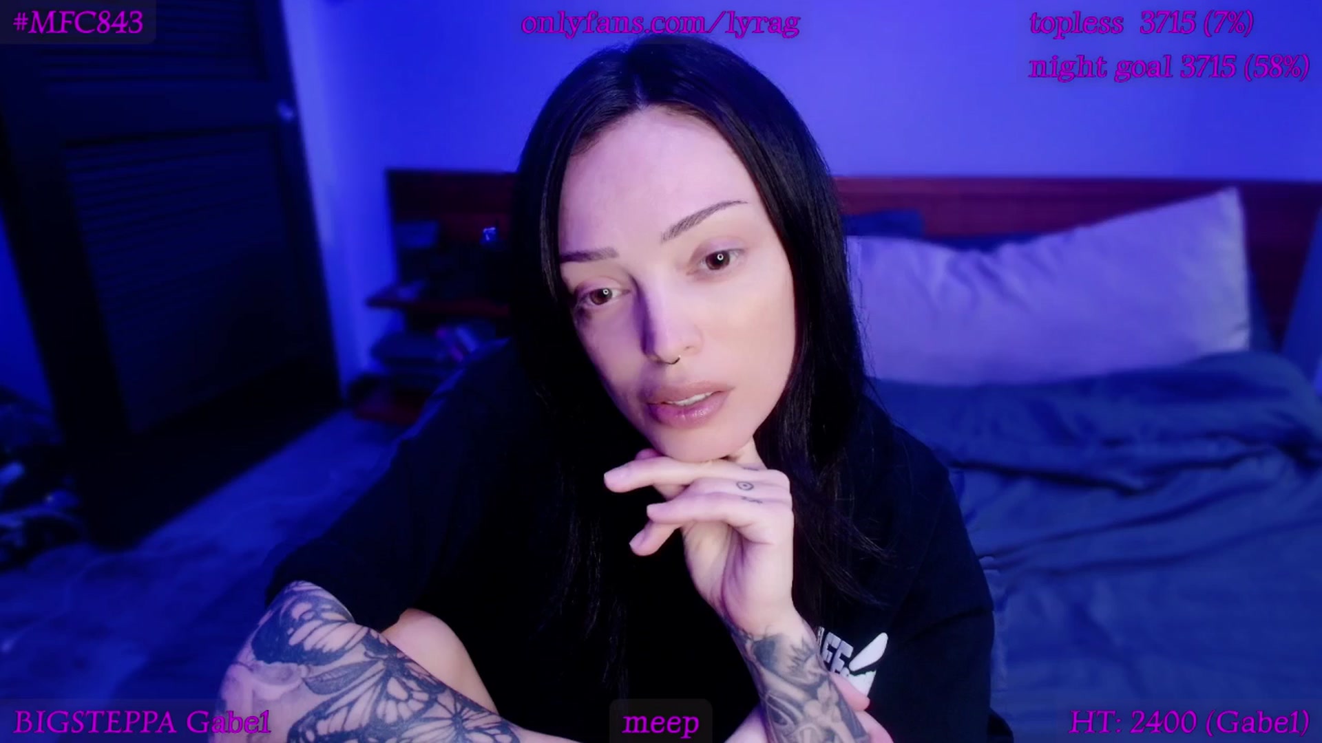 Gallery image thumbnail from LyraG's myfreecams stream on, 11/21/2025, 24:44 image 13 of 20