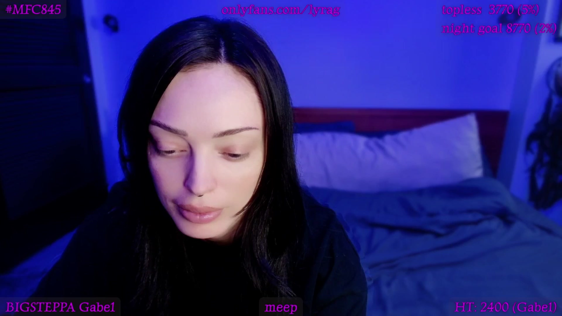 Gallery image thumbnail from LyraG's myfreecams stream on, 11/21/2025, 24:44 image 3 of 20