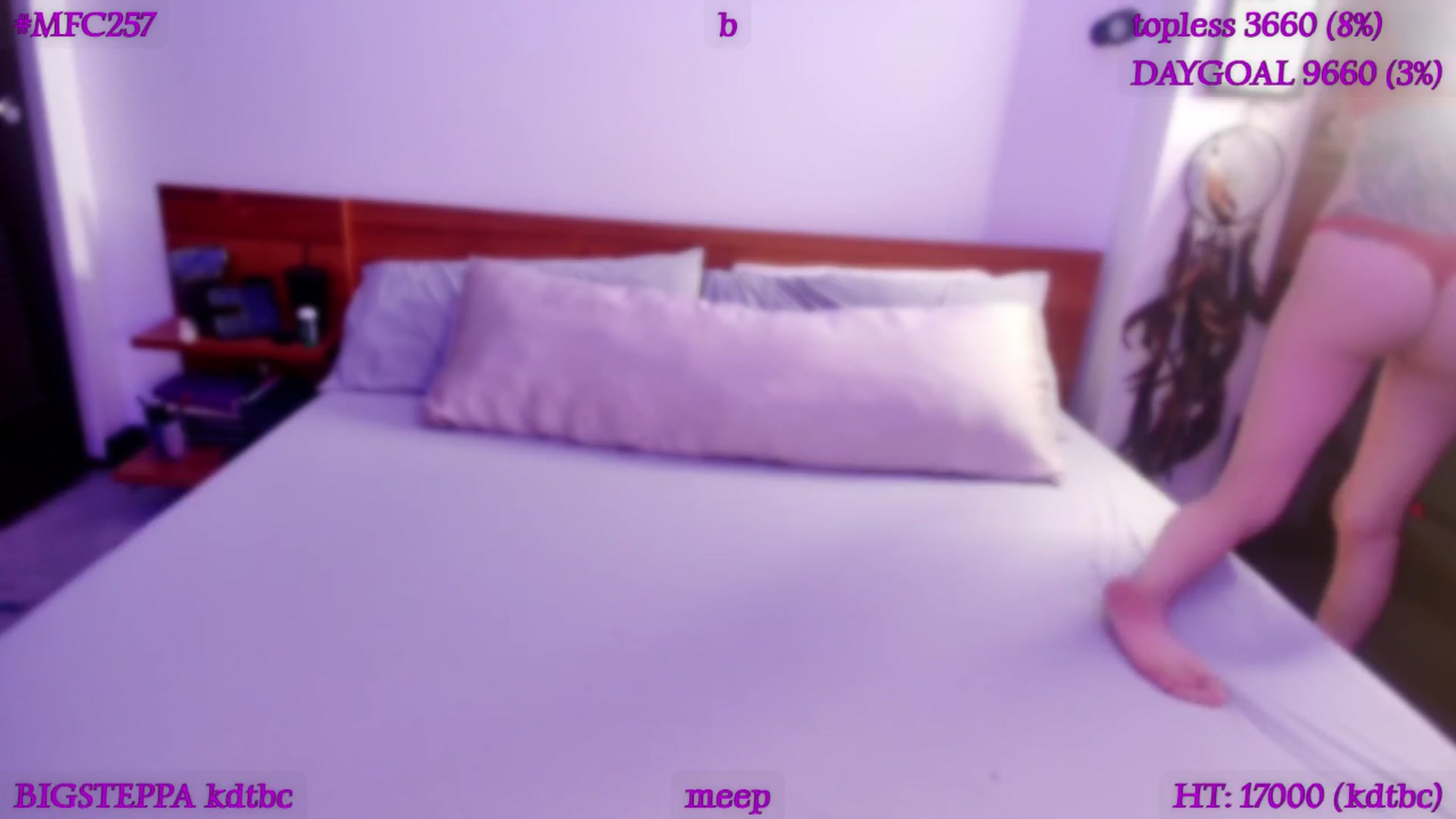 Gallery image thumbnail from LyraG's myfreecams stream on, 12/19/2025, 02:32 image 14 of 20