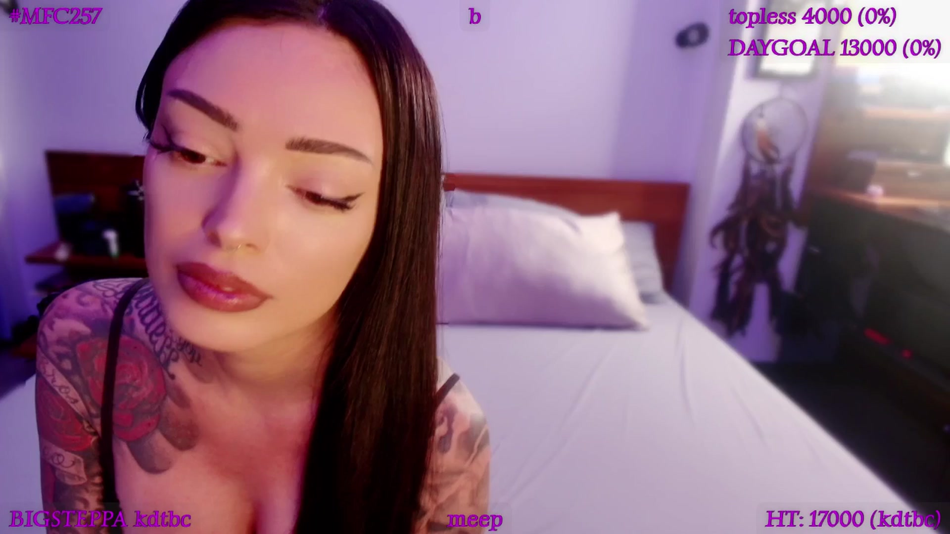 Gallery image thumbnail from LyraG's myfreecams stream on, 12/20/2025, 23:41 image 4 of 20