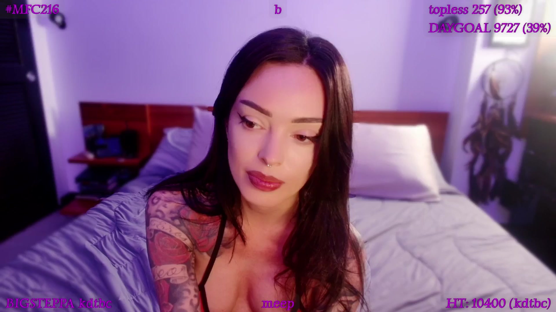 Gallery image thumbnail from LyraG's myfreecams stream on, 01/14/2026, 03:40 image 7 of 20