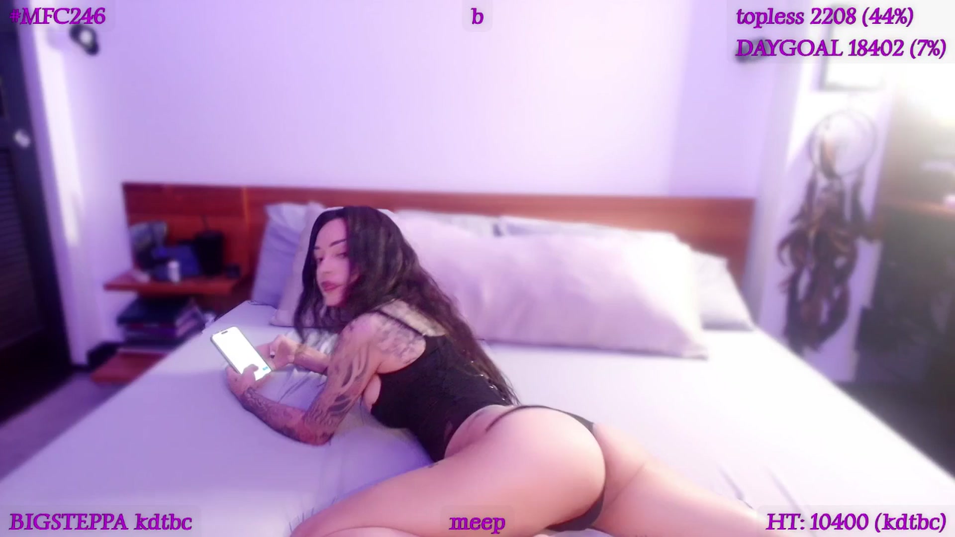 Gallery image thumbnail from LyraG's myfreecams stream on, 01/18/2026, 03:23 image 14 of 20