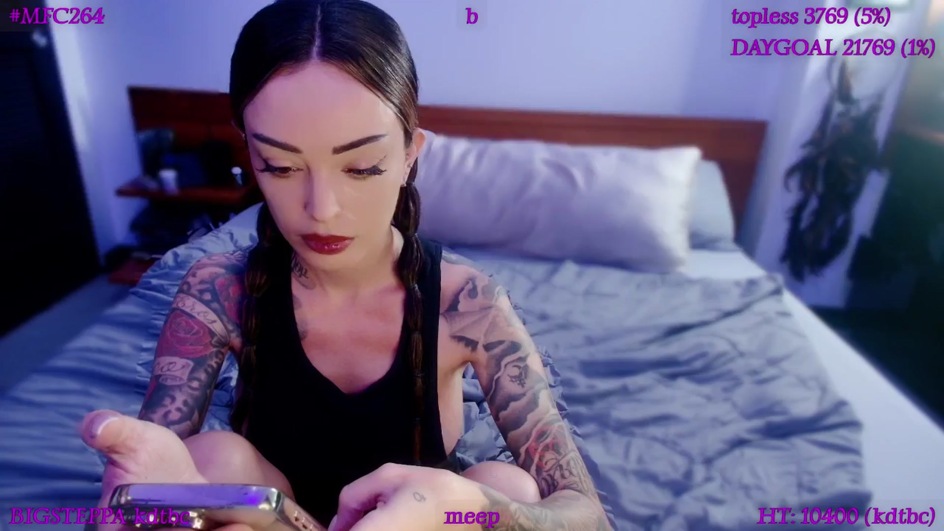 Gallery image thumbnail from LyraG's myfreecams stream on, 01/23/2026, 22:21 image 14 of 20