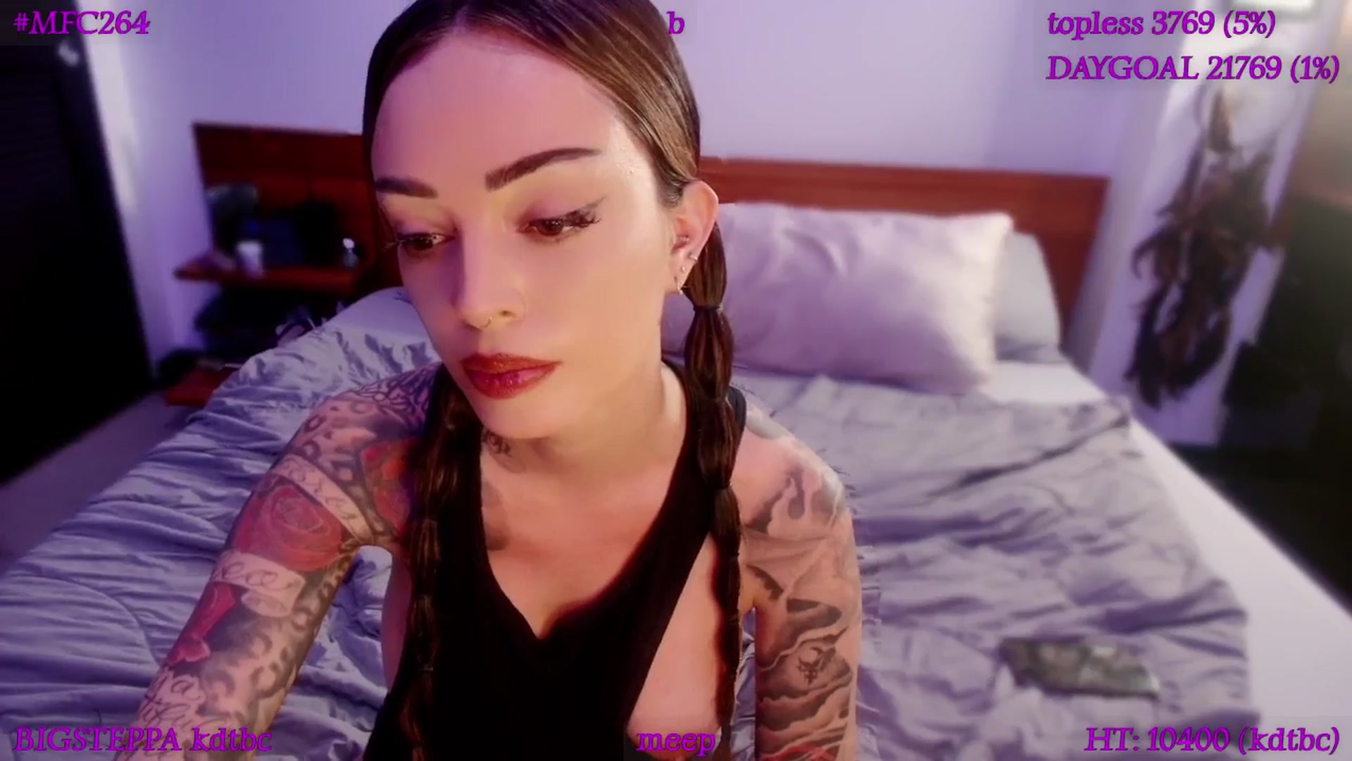 Gallery image thumbnail from LyraG's myfreecams stream on, 01/23/2026, 22:21 image 12 of 20