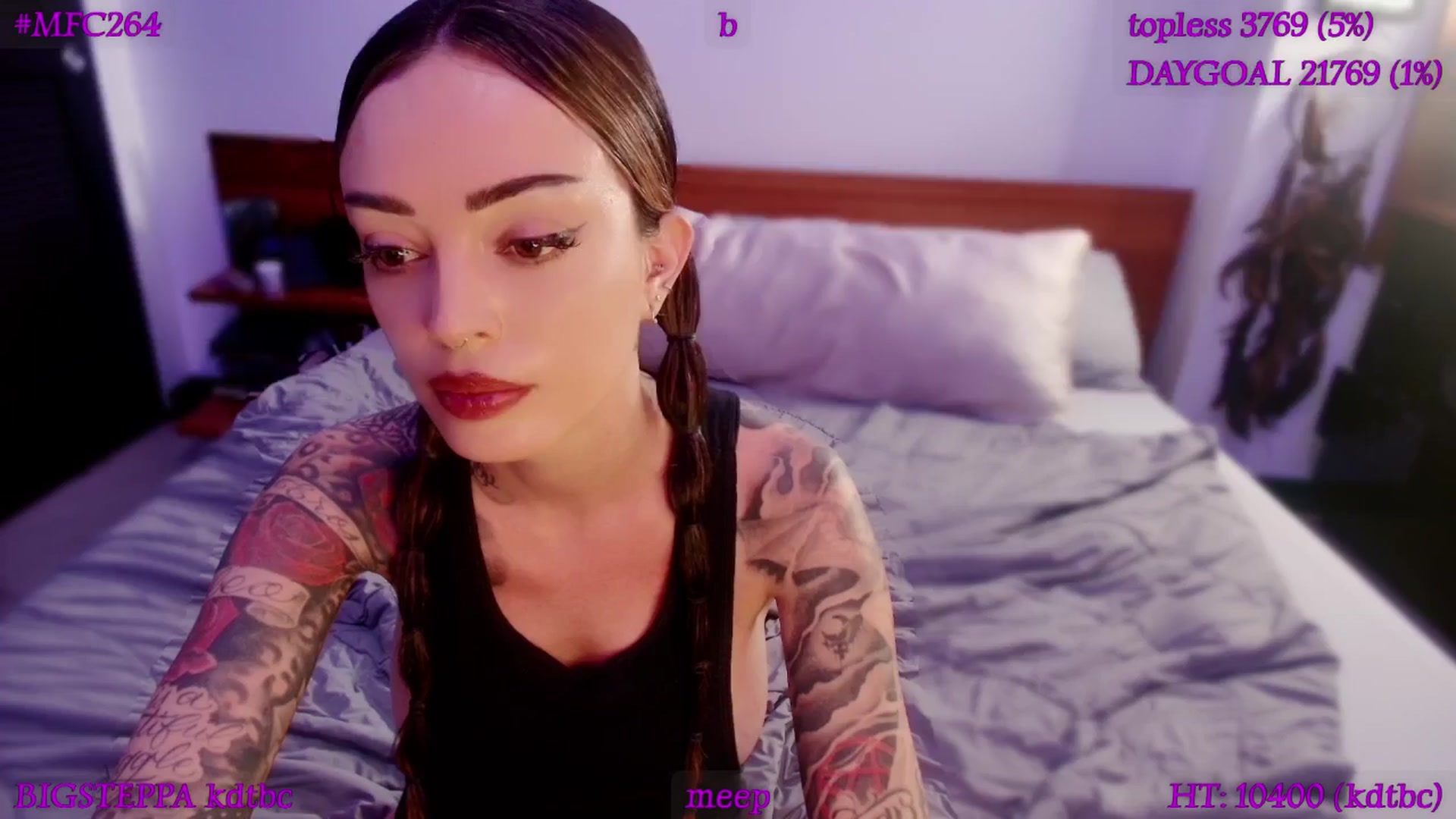 Gallery image thumbnail from LyraG's myfreecams stream on, 01/23/2026, 22:21 image 13 of 20