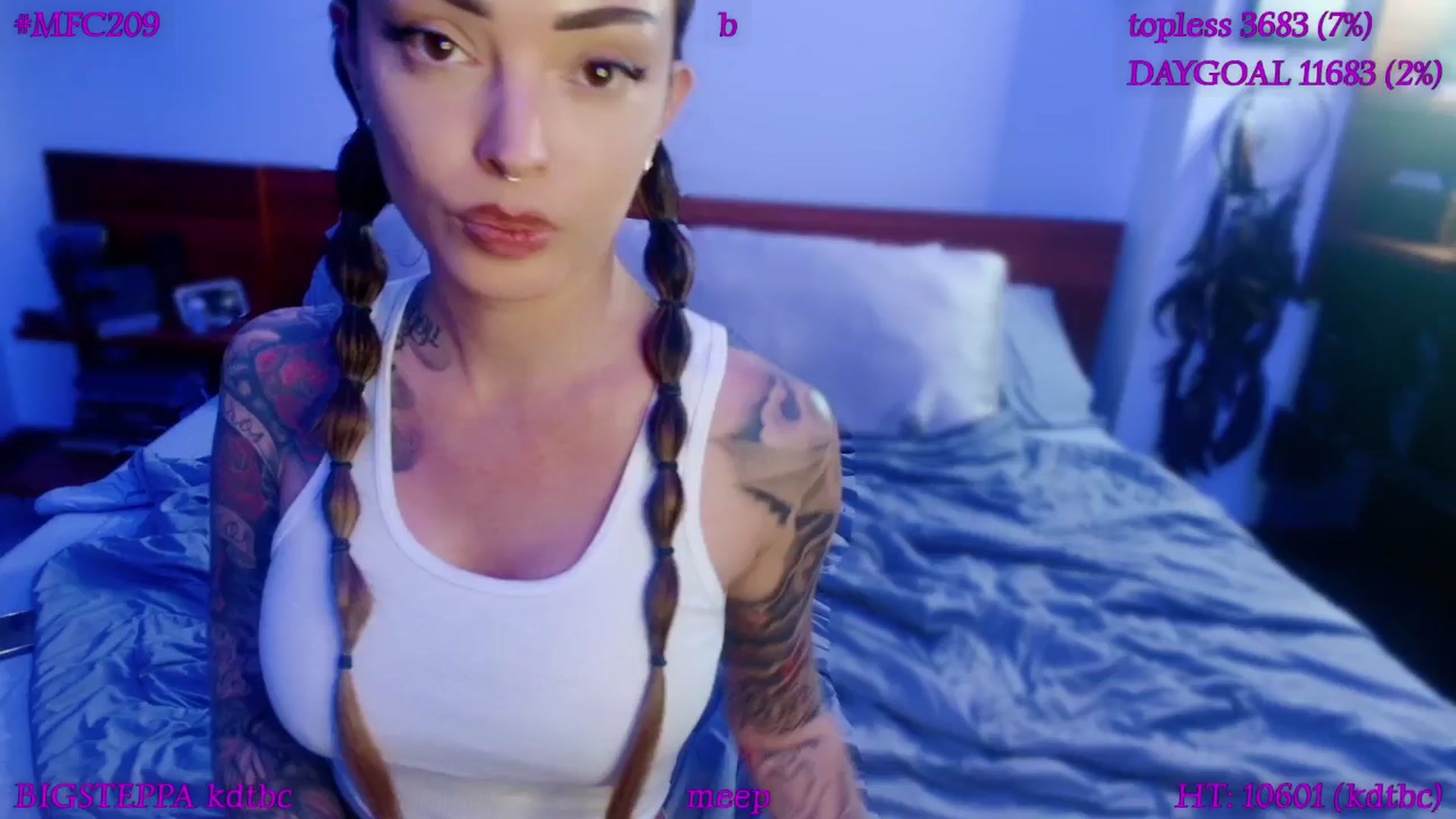 Gallery image thumbnail from LyraG's myfreecams stream on, 01/29/2026, 06:47 image 13 of 20