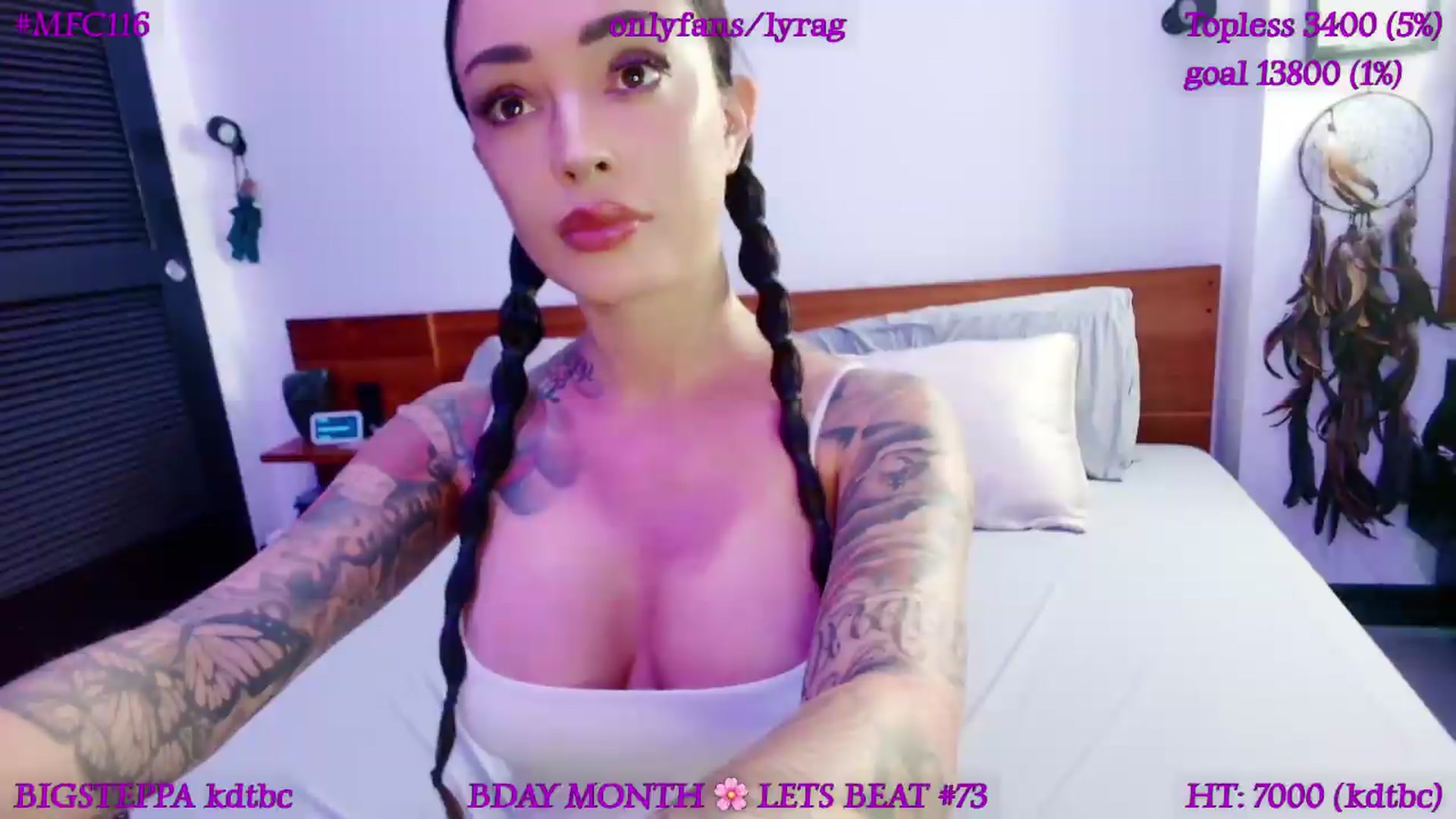 Gallery image thumbnail from LyraG's myfreecams stream on, 05/12/2026, 20:42 image 15 of 20