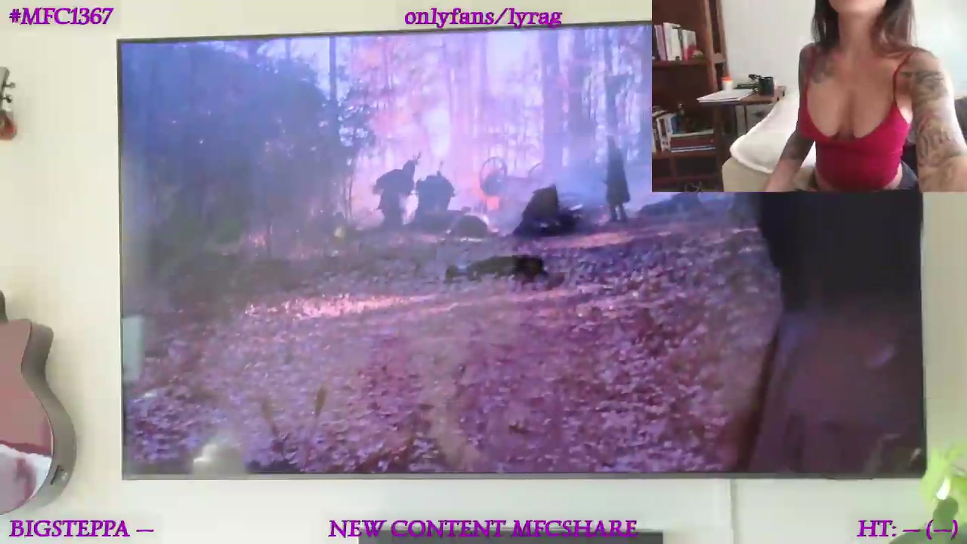 Gallery image thumbnail from LyraG's myfreecams stream on, 07/02/2026, 24:00 image 4 of 20