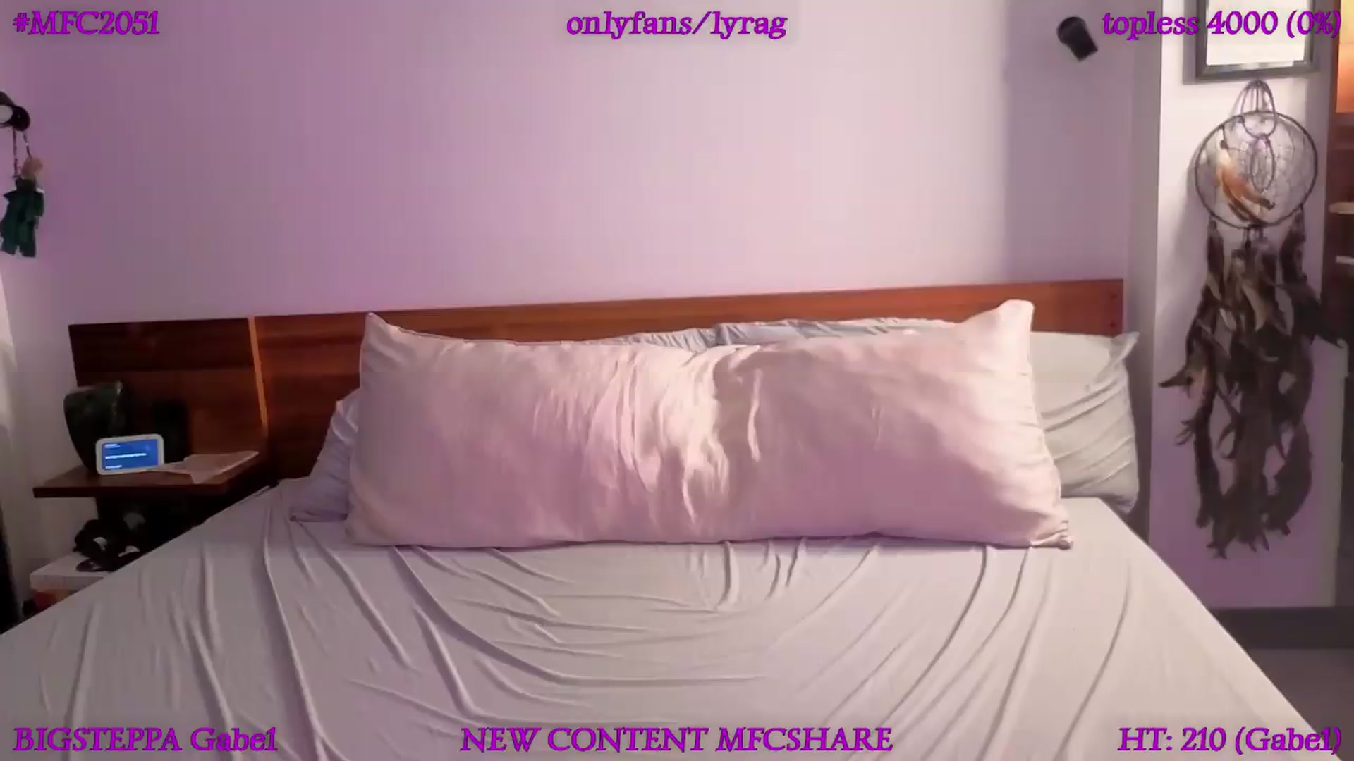 Gallery image thumbnail from LyraG's myfreecams stream on, 07/03/2026, 23:43 image 5 of 20
