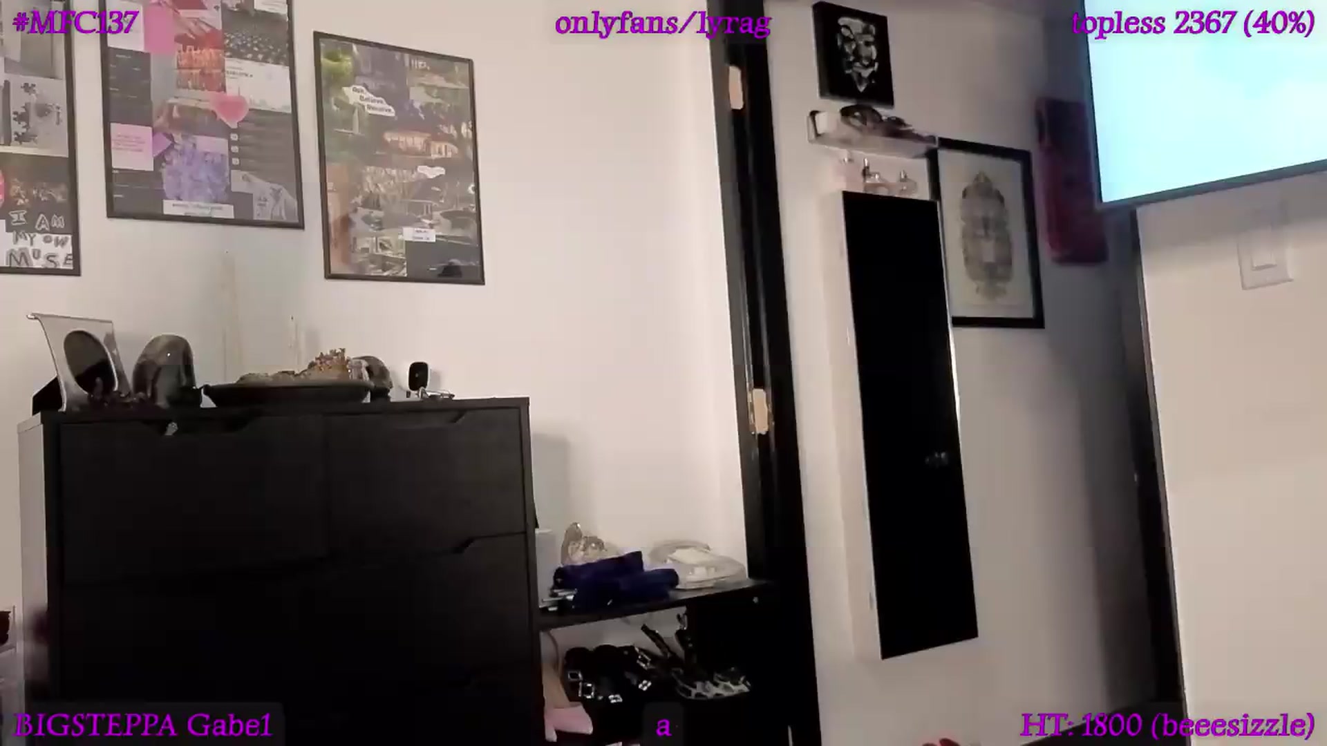 Gallery image thumbnail from LyraG's myfreecams stream on, 07/19/2026, 06:02 image 15 of 20