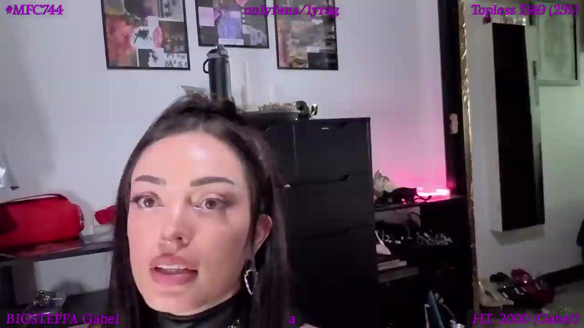Gallery image thumbnail from LyraG's myfreecams stream on, 08/09/2026, 24:54 image 20 of 20