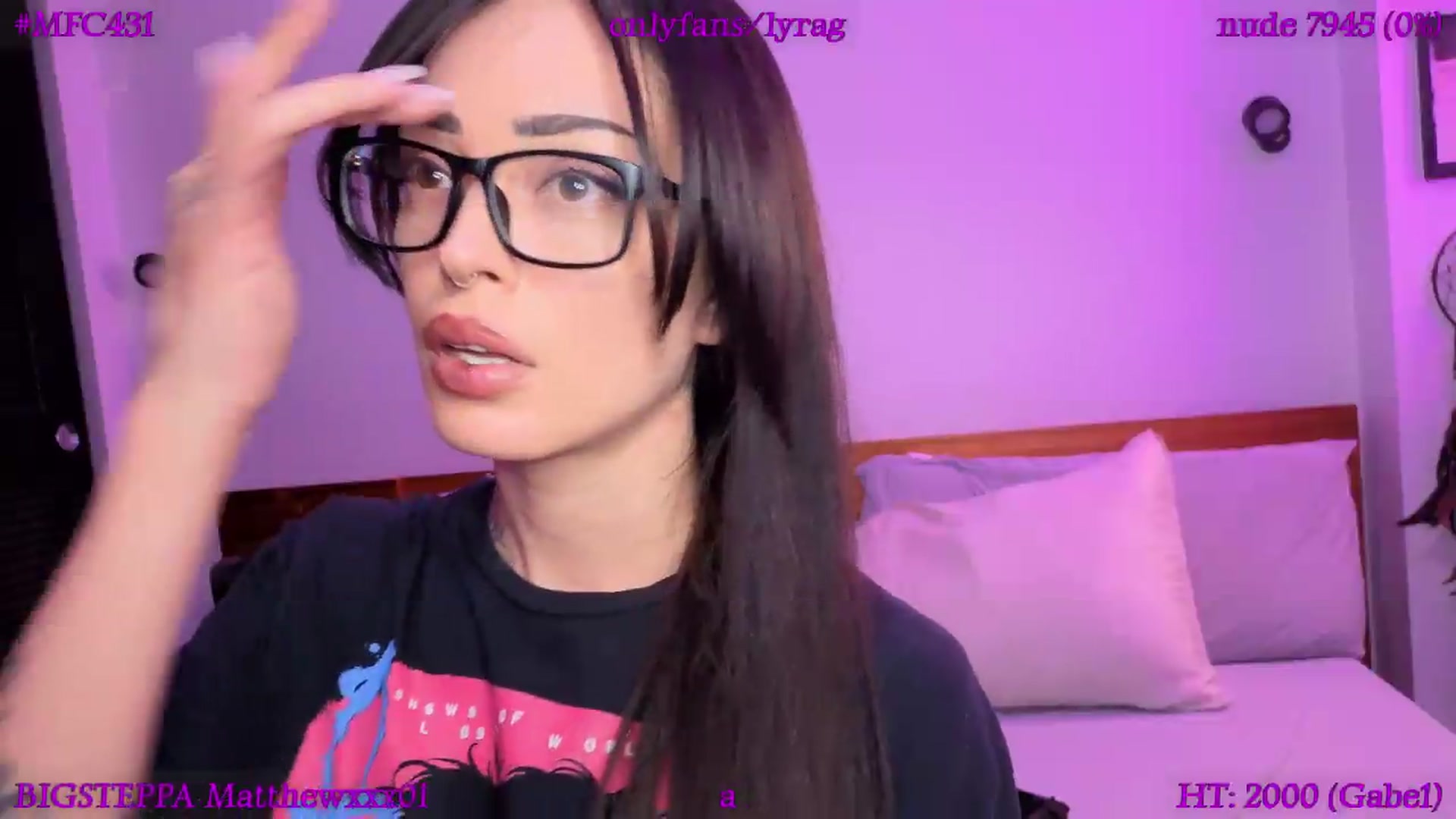 Gallery image thumbnail from LyraG's myfreecams stream on, 08/14/2026, 21:22 image 3 of 20