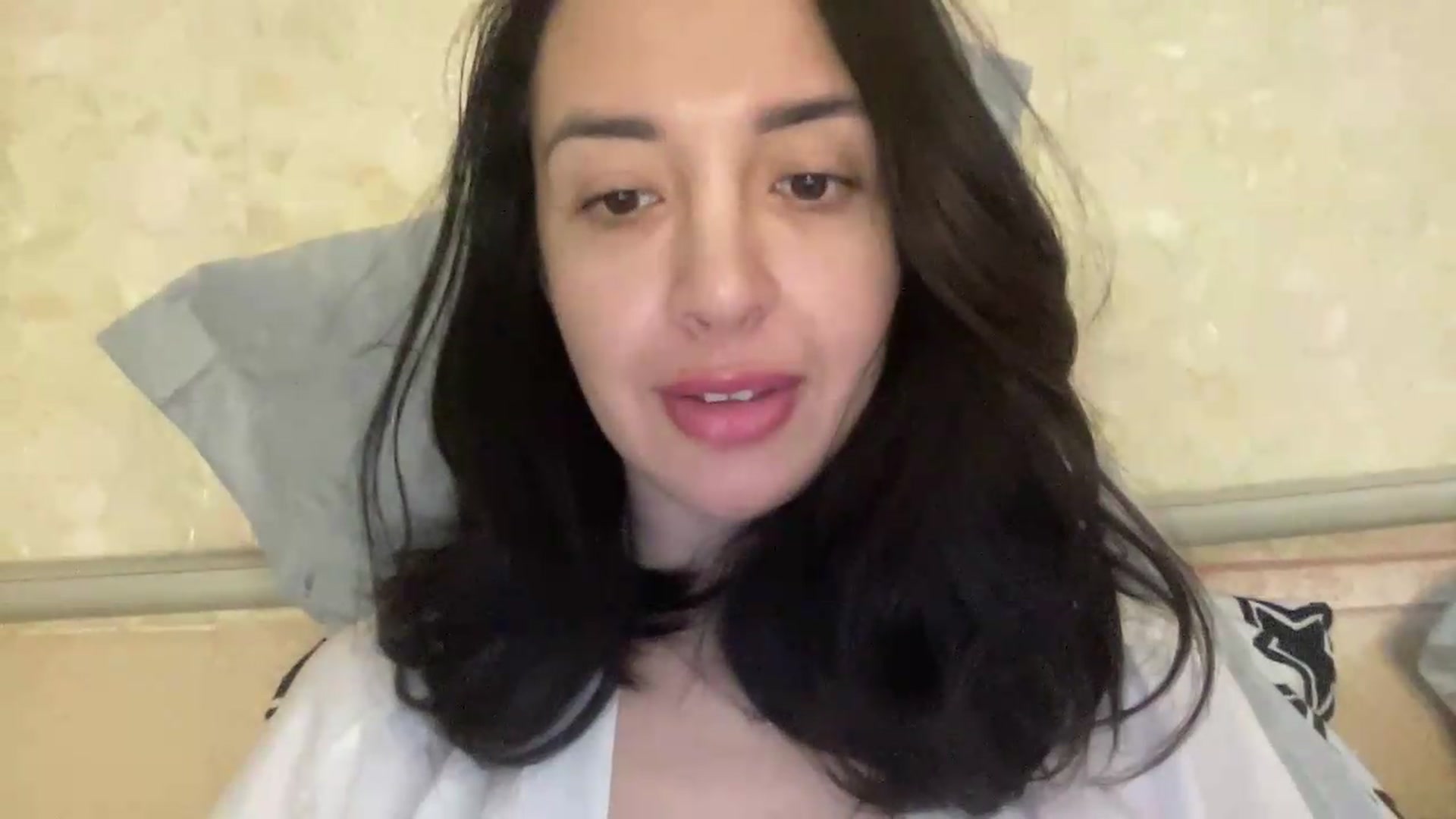 Gallery image thumbnail from LyraSable's myfreecams stream on, 08/15/2026, 10:48 image 11 of 20